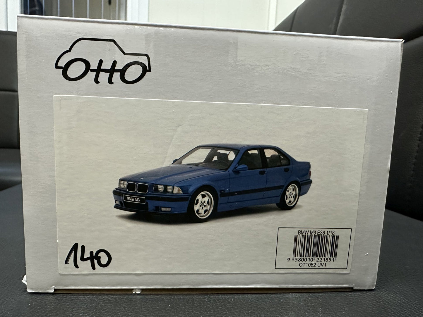 Bmw M3 E36 Limousine blue Limitiert 1095/3000 1:18 OTTO OT1082 Бмв M3 Е36 син Лимитирана