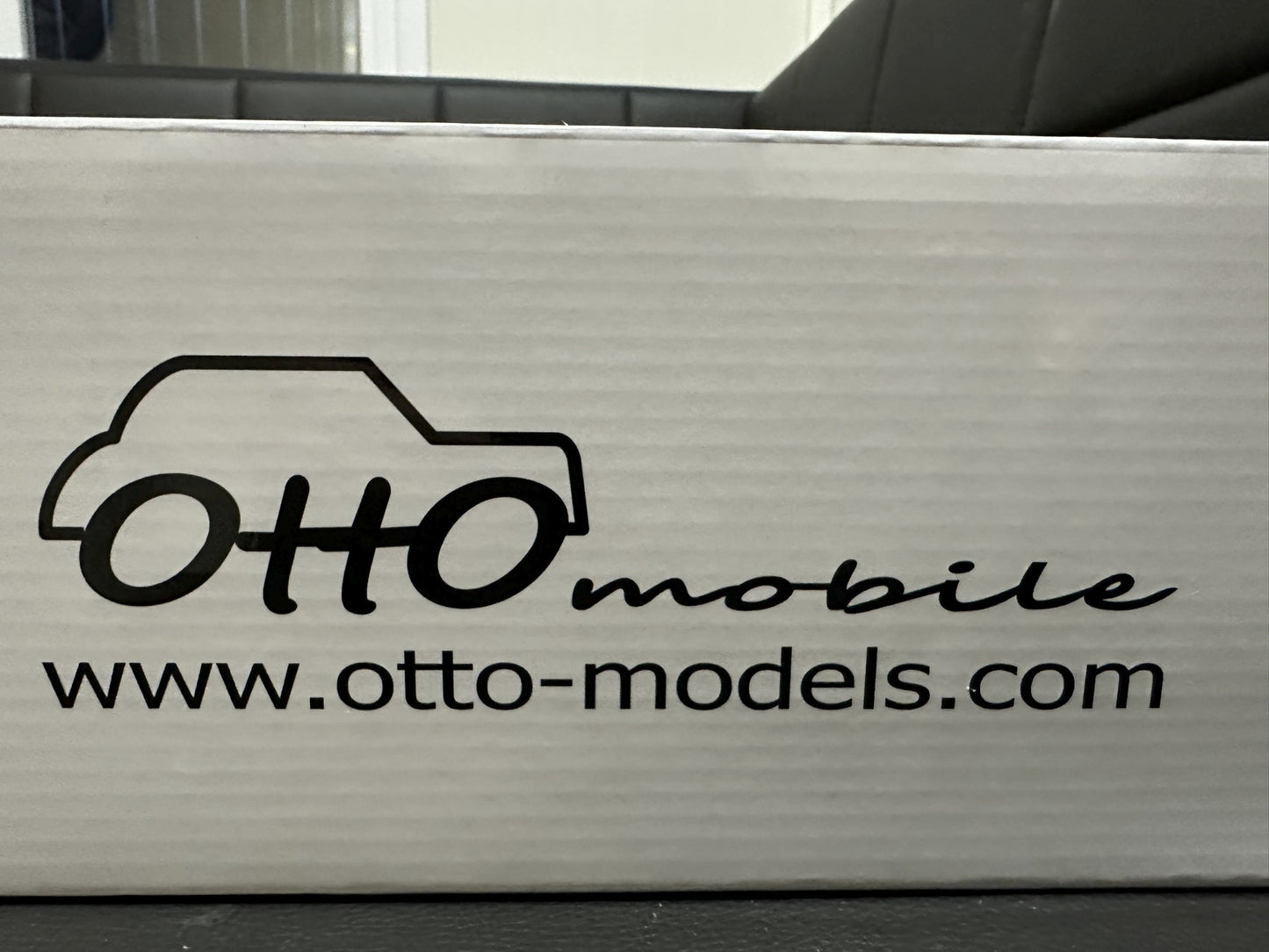 Bmw M3 E36 Limousine blue Limitiert 1095/3000 1:18 OTTO OT1082 Бмв M3 Е36 син Лимитирана