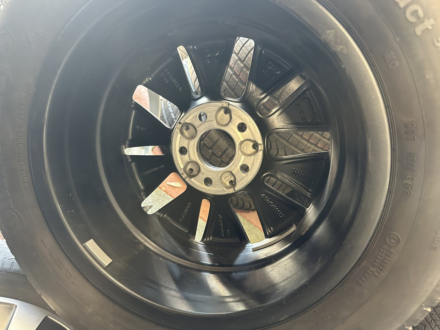 Оригинал Като Нови Mercedes A B Klasse 16 Zoll W177 W247 Мерцедес А Б Класа 16 цола джанти летен комплект летни гуми