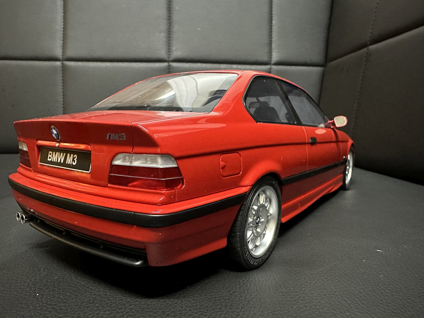 Bmw M3 E36 3.2 Coupe red Limitiert 608/999 1:12 OTTO G069 Бмв M3 Е36 Купе червен Лимитирана