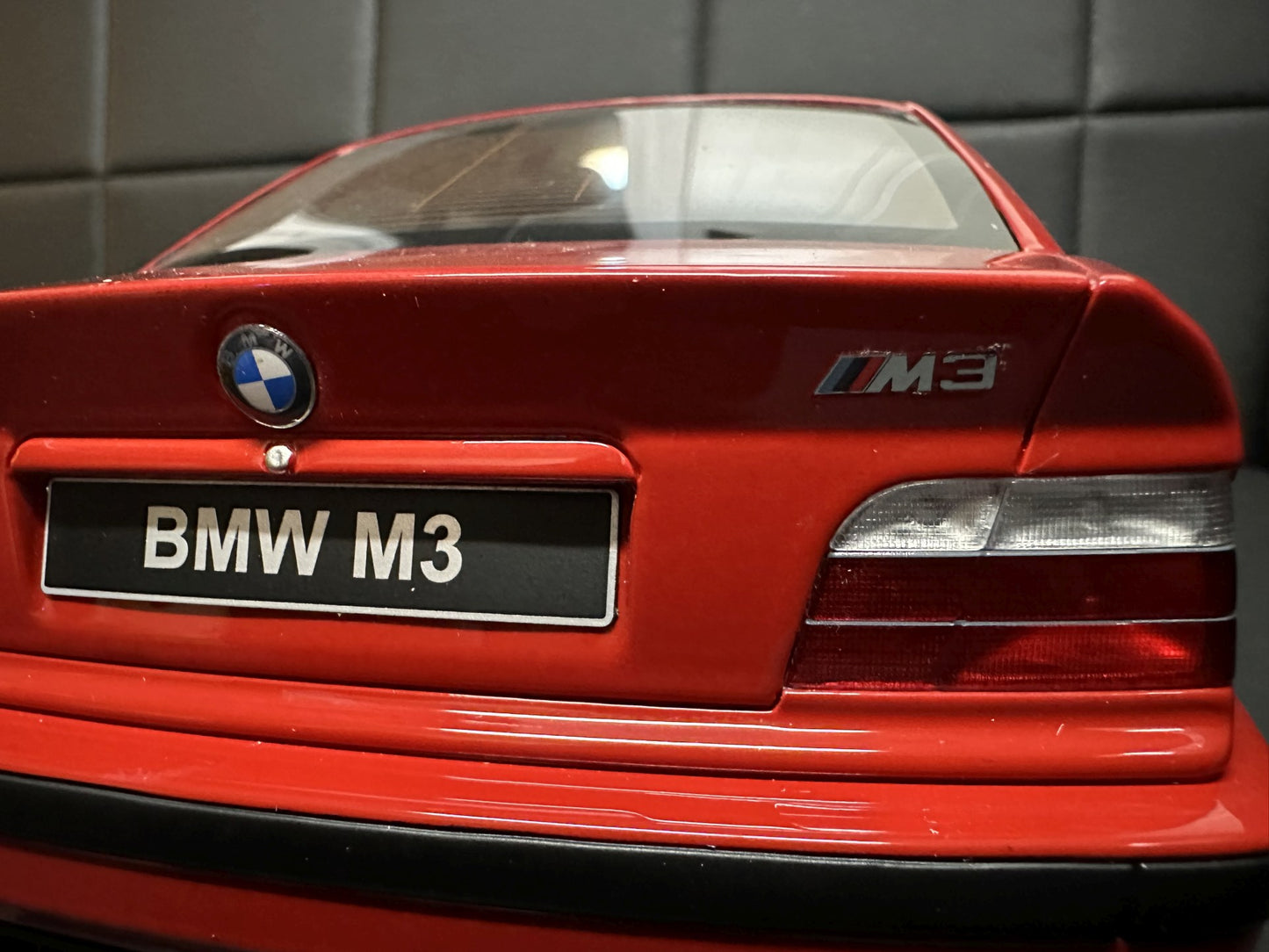 Bmw M3 E36 3.2 Coupe red Limitiert 608/999 1:12 OTTO G069 Бмв M3 Е36 Купе червен Лимитирана