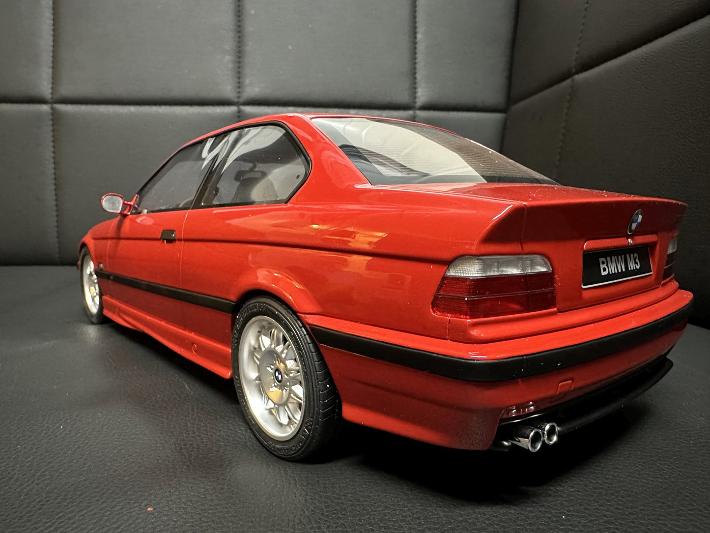 Bmw M3 E36 3.2 Coupe red Limitiert 608/999 1:12 OTTO G069 Бмв M3 Е36 Купе червен Лимитирана