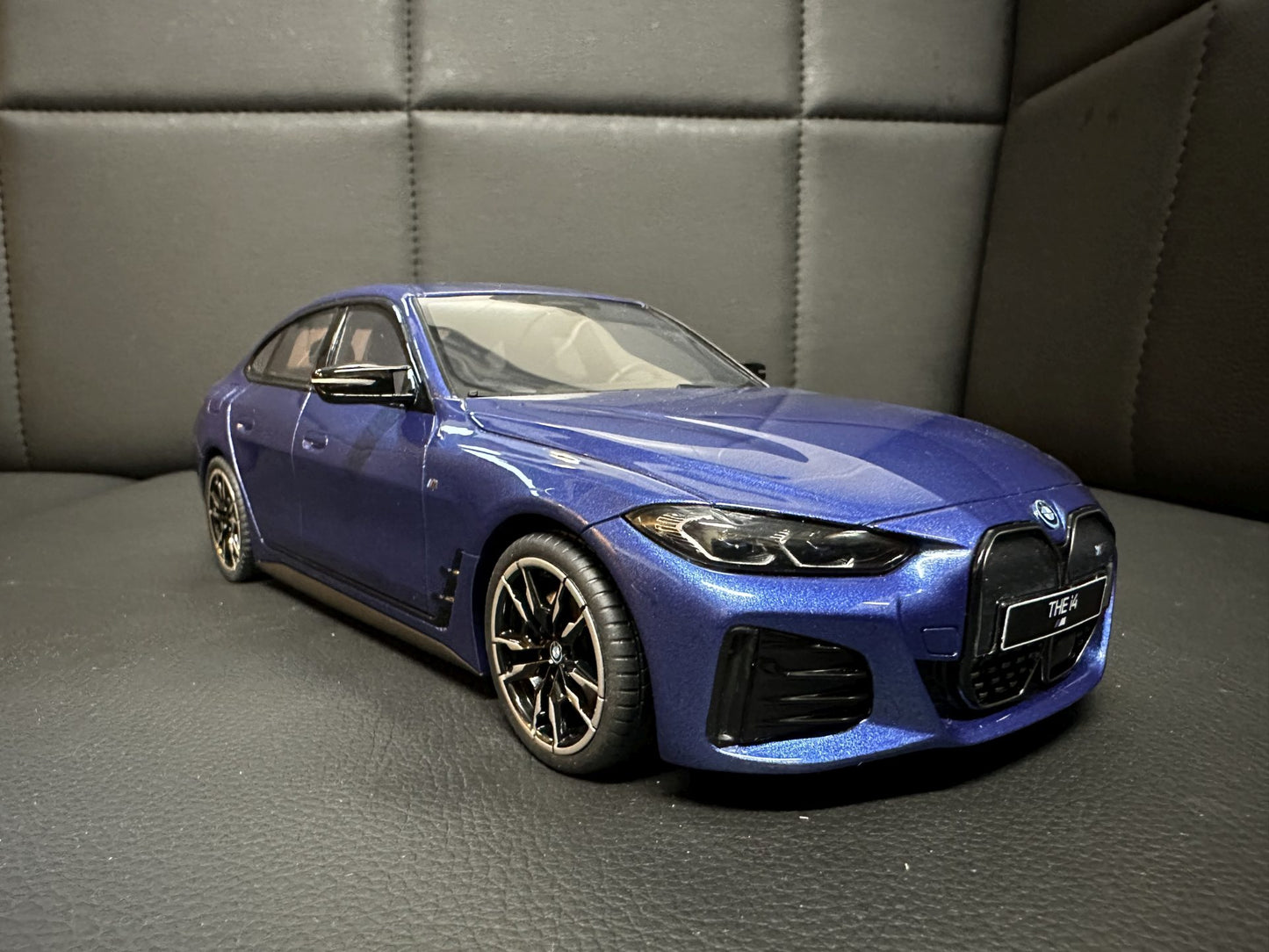 Bmw i4 M50 G26 Limitiert 774/999 1:18 OTTO OT453 Бмв Г26 син Лимитирана