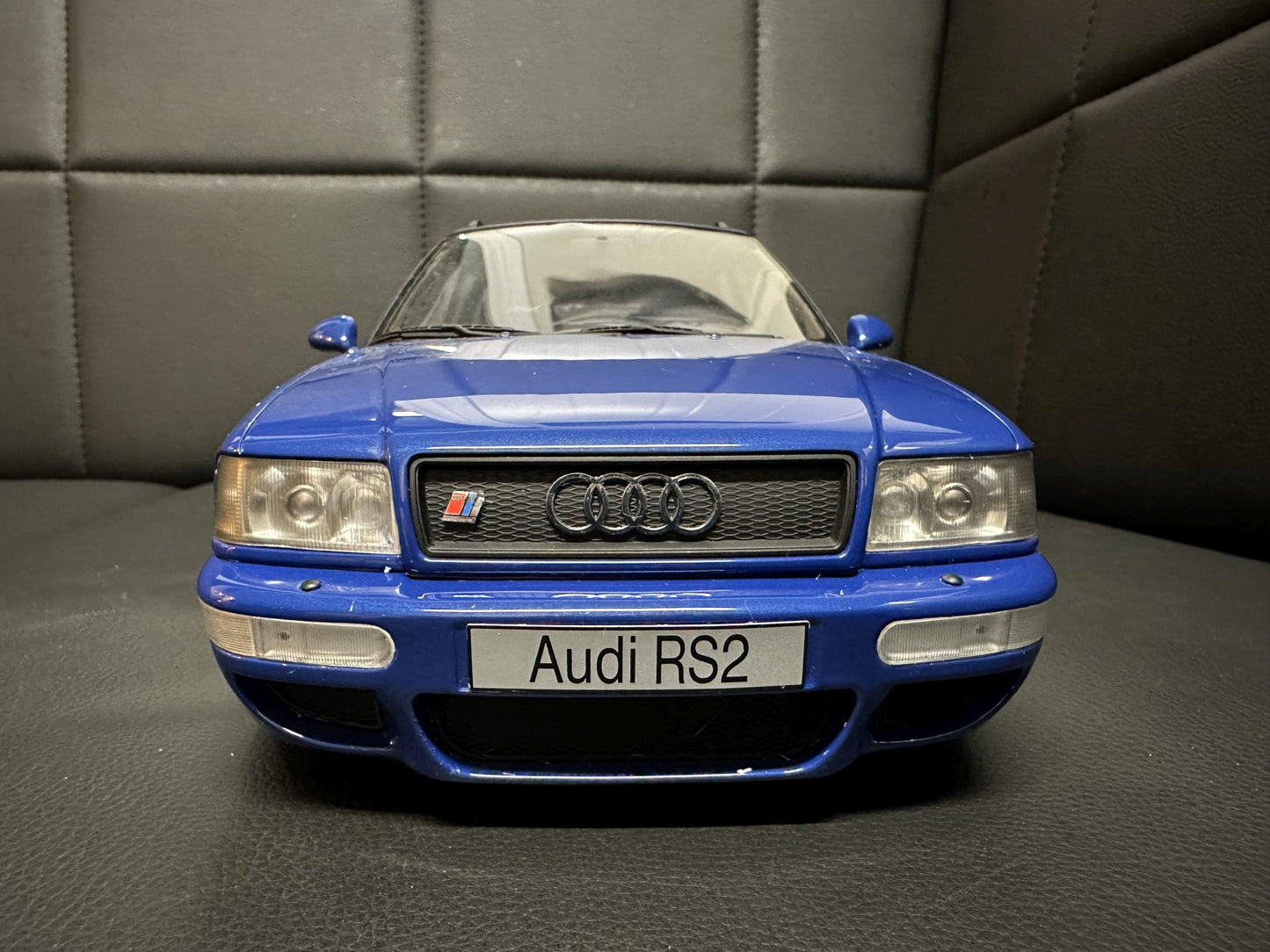 Audi RS2 Avant blue Limitiert 269/2000 1:12 OTTO G075 Ауди РС2 Комби син Лимитирана