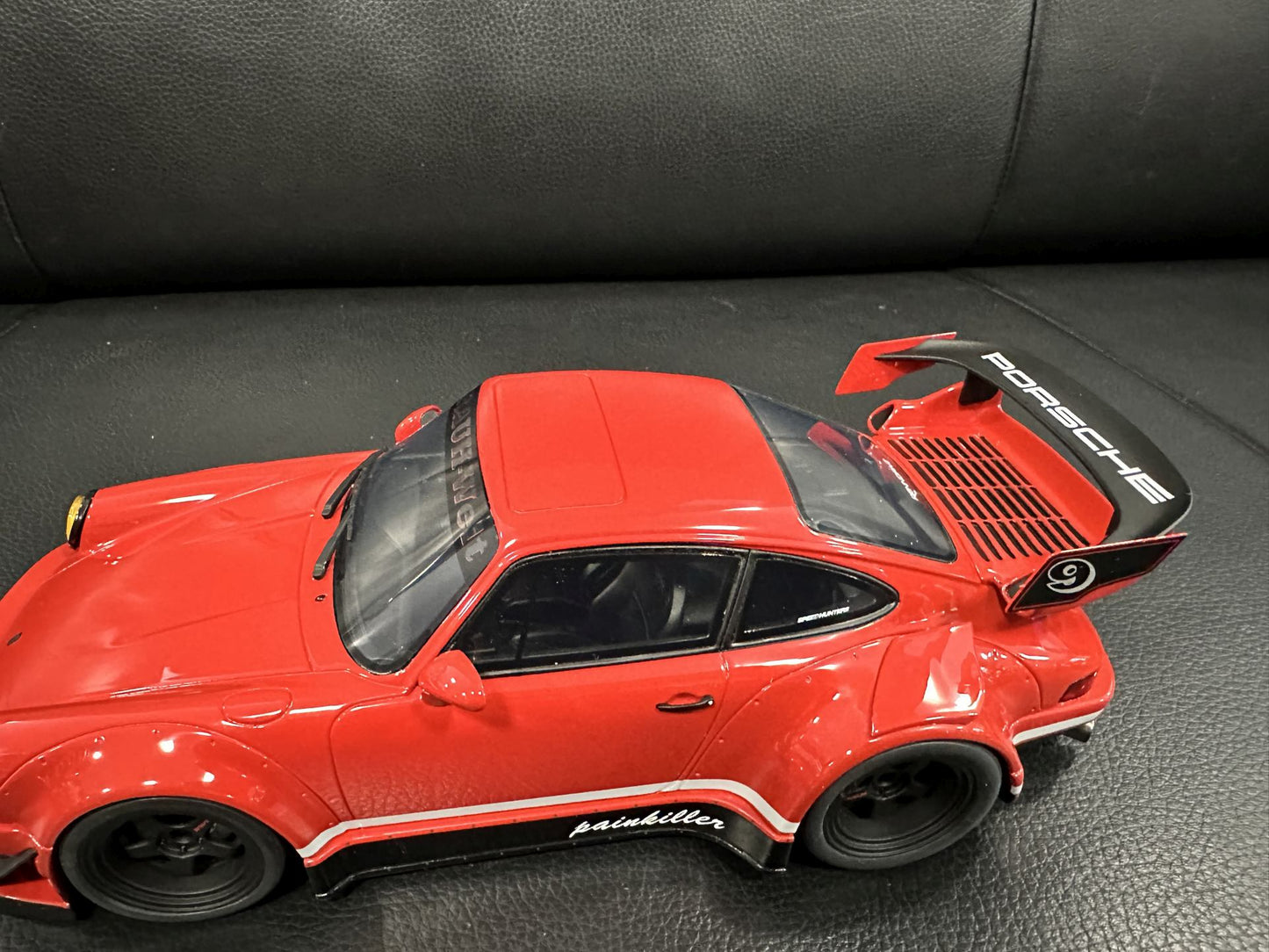 Porsche 911 RWB Painkiller red Limitiert 226/1100 1:18 GT Spirit GT449 Порше 911 червен Лимитирана
