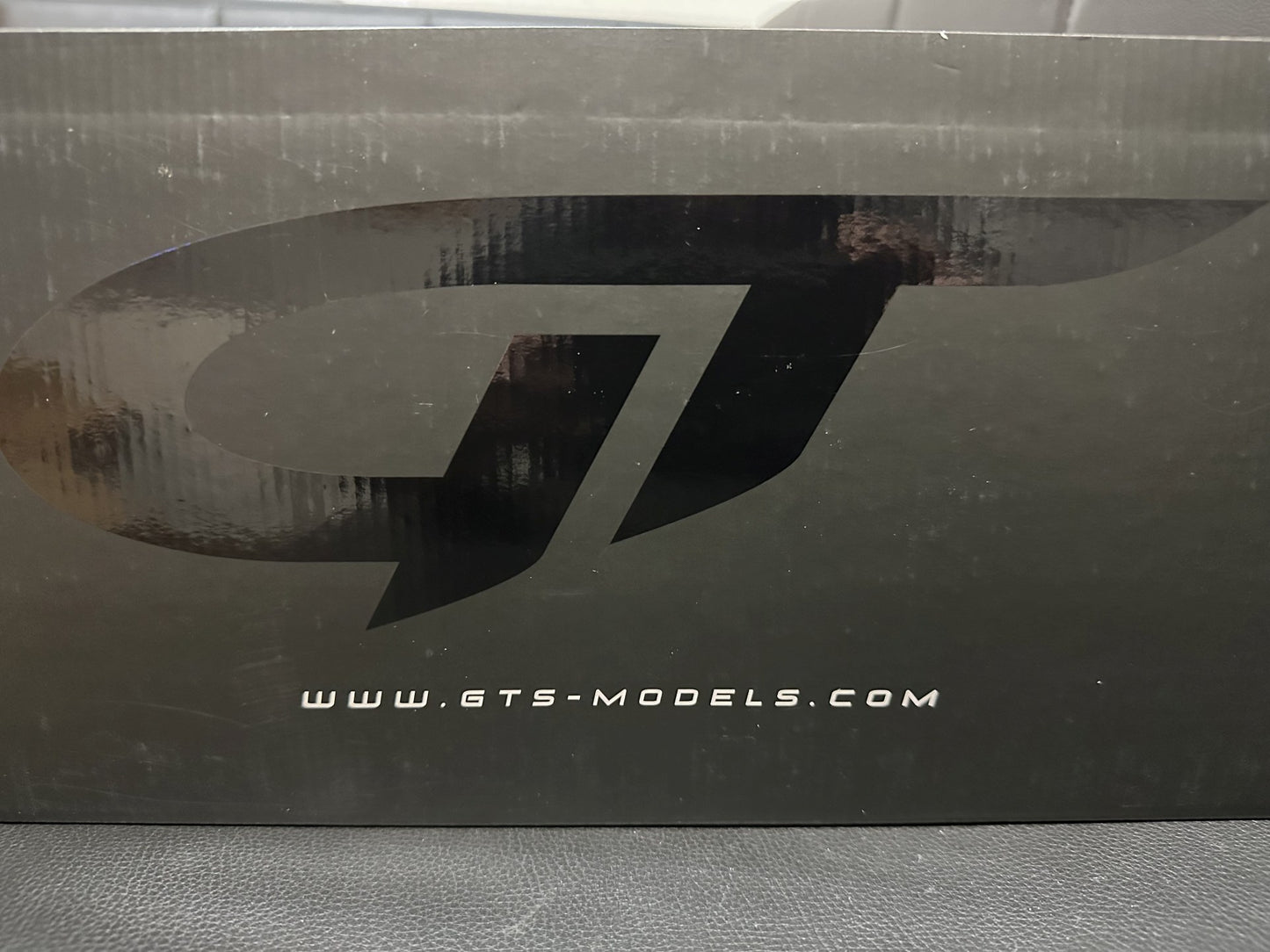 Porsche 911 (992) GT3 Touring Coupe grey Limitiert 122/911 1:12 GT Spirit GT460 Порше ГТ3 сив Лимитирана