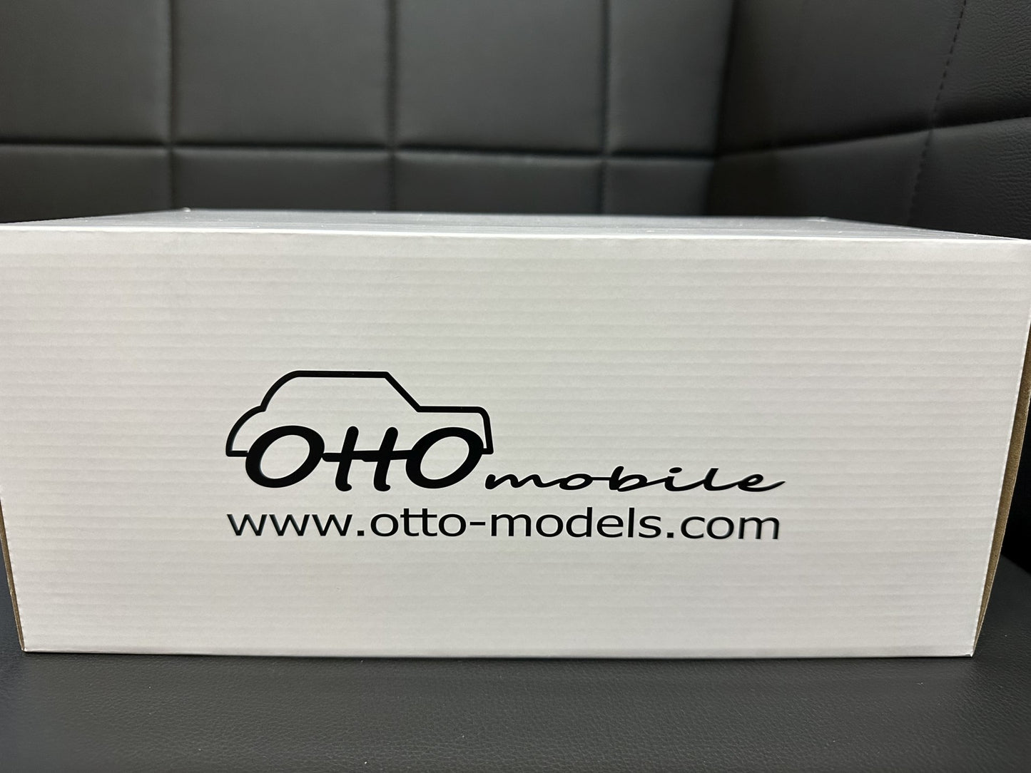 Bmw i4 M50 G26 Limitiert 774/999 1:18 OTTO OT453 Бмв Г26 син Лимитирана