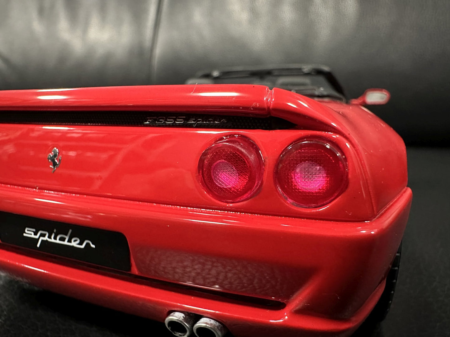 Ferrari F355 Spider Rosso Corsa red Limitiert 206/500 1:18 GT Spirit GT453 Ферари Ф355 Спайдер Кабрио червен Лимитирана