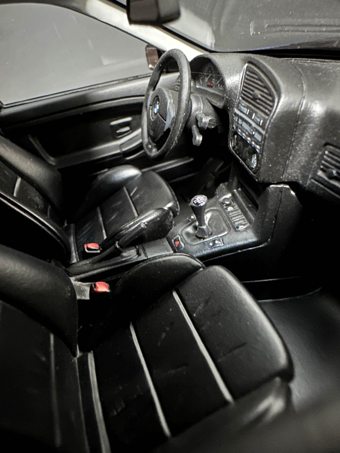 Bmw 328i E36 Kombi blue Limitiert 3237/4000 1:18 OTTO OT358 Бмв 328 Е36 син Комби Лимитирана