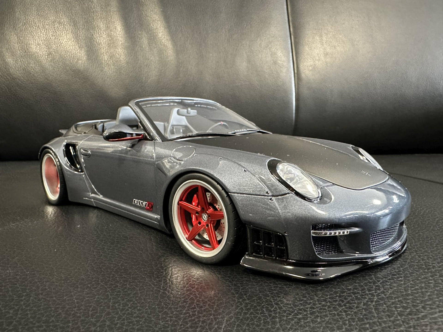 Porsche 911 997 LB Works Cabrio blue Limitiert 123/999 1:18 GT Spirit GT463 Порше 911 997 Кабрио син Лимитирана