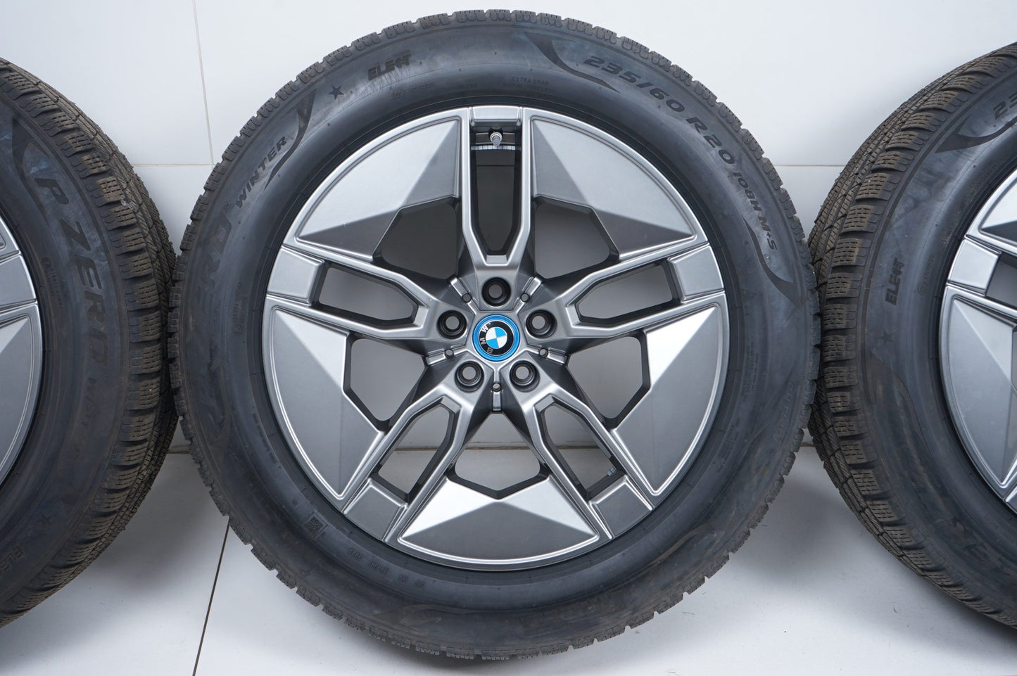 Оригинални BMW iX20 i20 20 Zoll 1002 Бмв 20 цола джанти 1002 зимен комплект зимни гуми