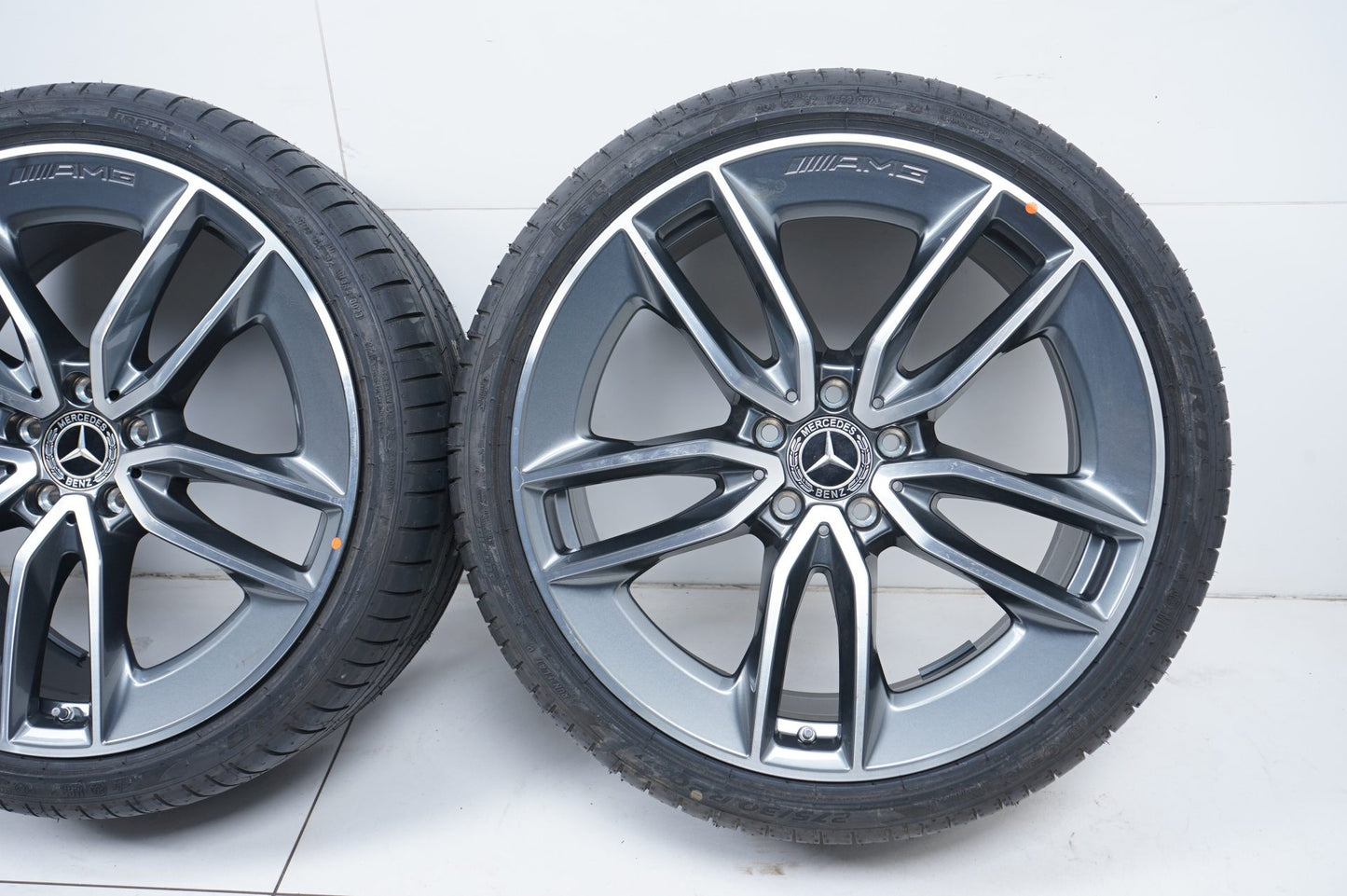 Нови Оригинал Mercedes E klasse E43 E53 AMG W213 20 Zoll Мерцедес Е класа W213 20 цола AMG Е43 Е53 джанти летен комплект летни гуми