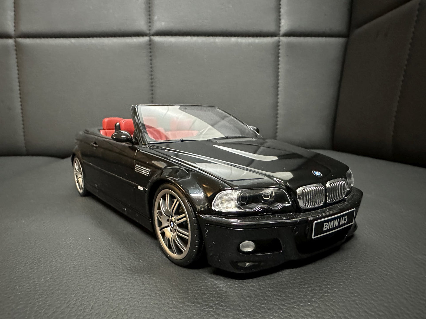 Bmw M3 E46 Cabrio Black Limitiert 3339/4000 1:18 OTTO OT380 Бмв M3 Е46 Кабрио черен Лимитирана
