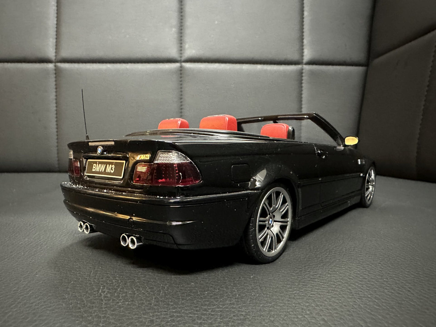 Bmw M3 E46 Cabrio Black Limitiert 3339/4000 1:18 OTTO OT380 Бмв M3 Е46 Кабрио черен Лимитирана