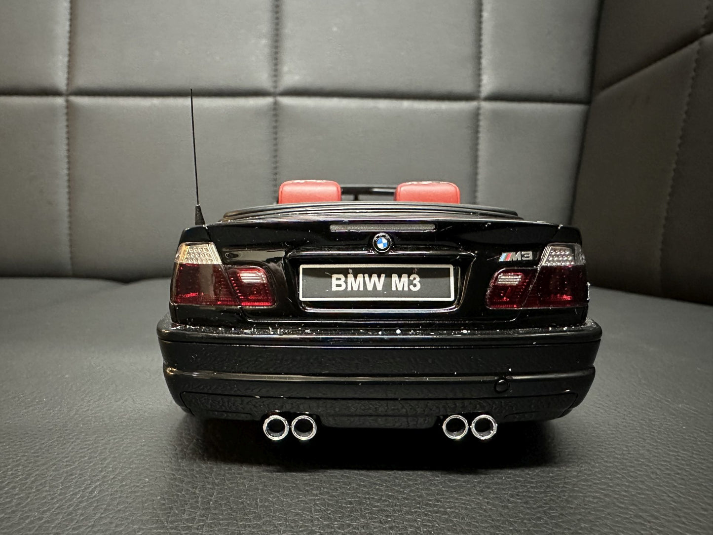 Bmw M3 E46 Cabrio Black Limitiert 3339/4000 1:18 OTTO OT380 Бмв M3 Е46 Кабрио черен Лимитирана