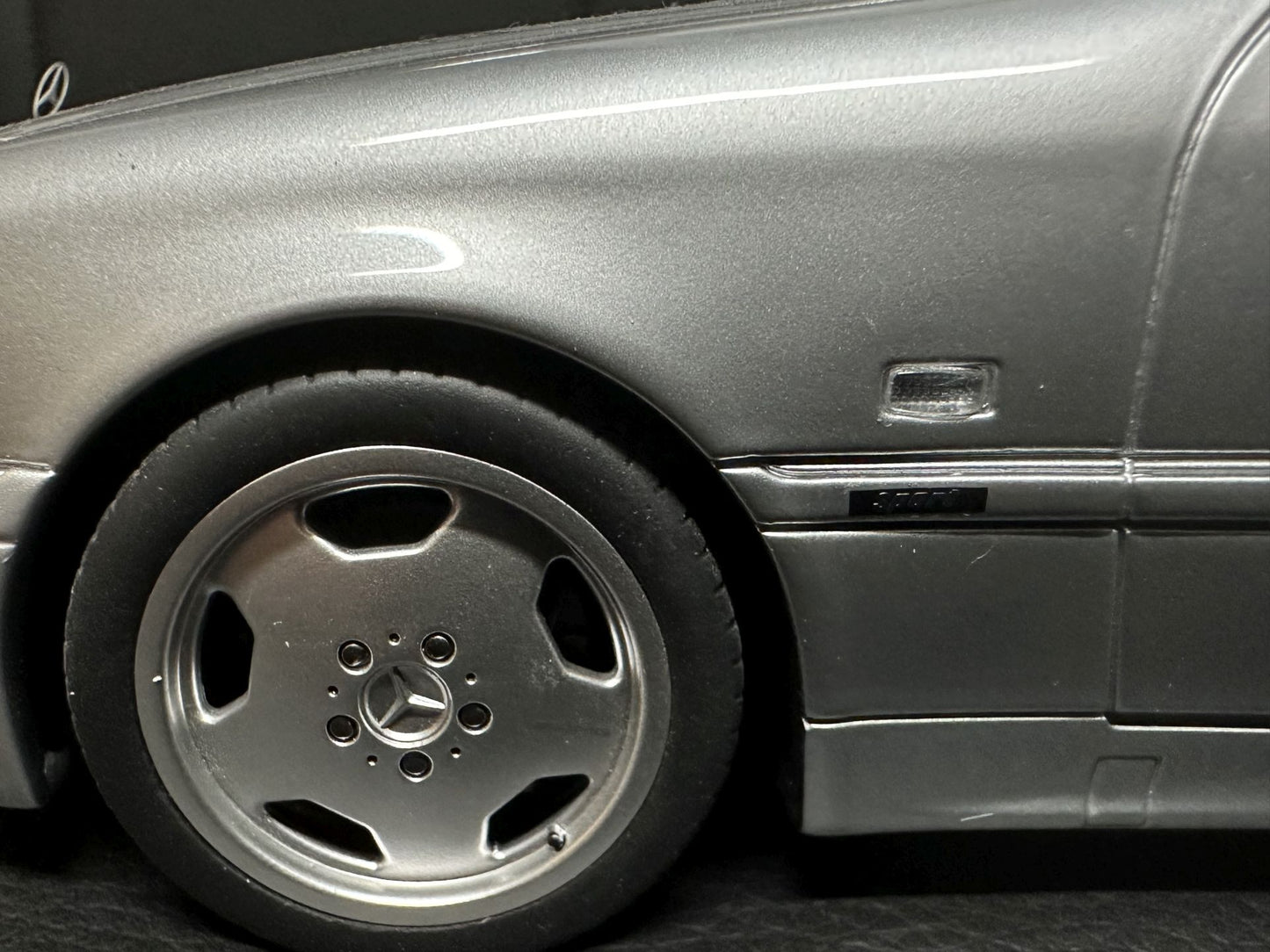 Mercedes Benz C36 AMG W202 grey Limitiert 760/3000 1:18 OTTO OT443 Мерцедес Бенц C36 Лимитирана сив
