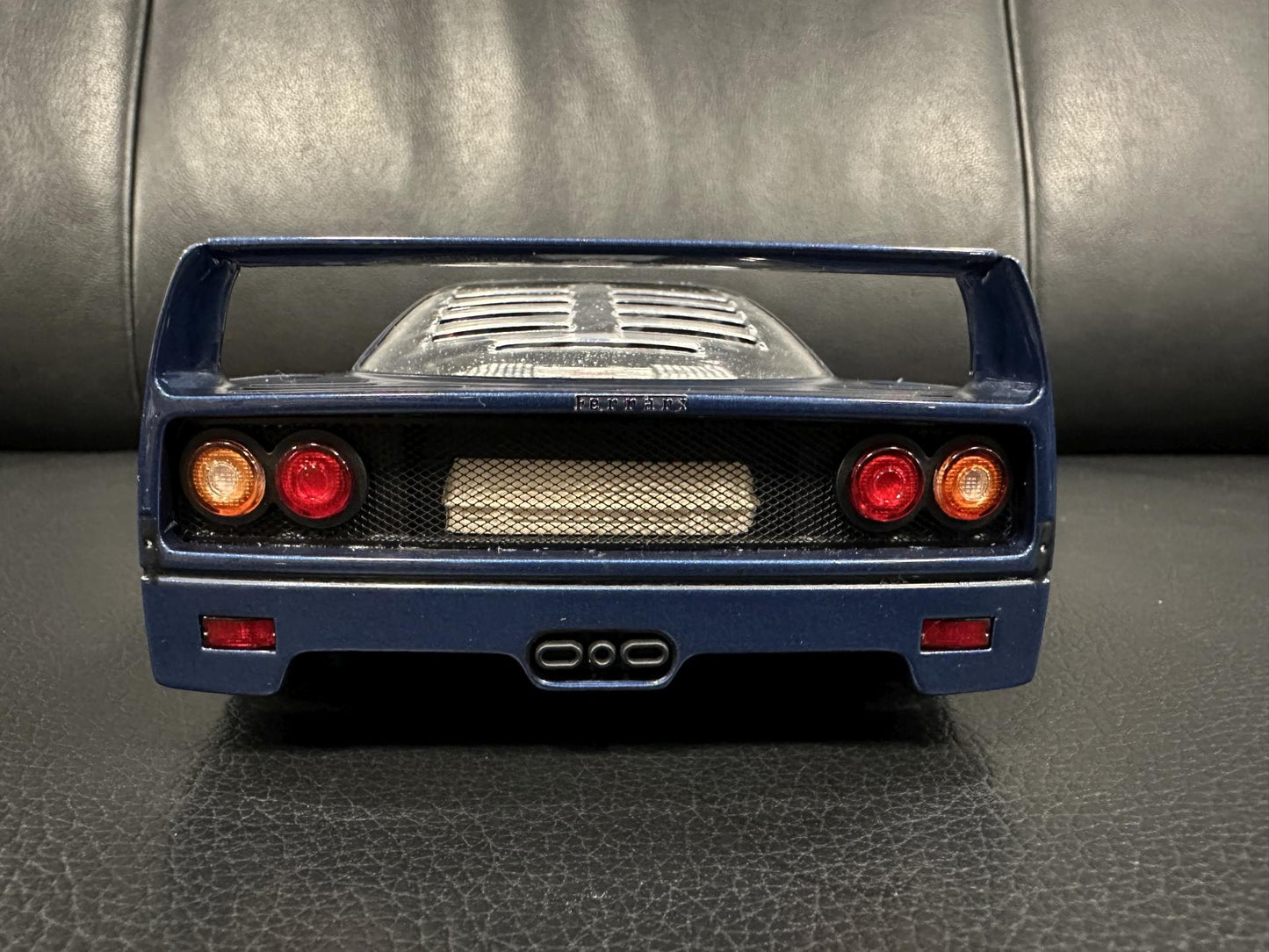 Ferrari F40 1987 blue Limitiert 440/999 1:18 GT Spirit GT914 Ферари Ф40 син Лимитирана