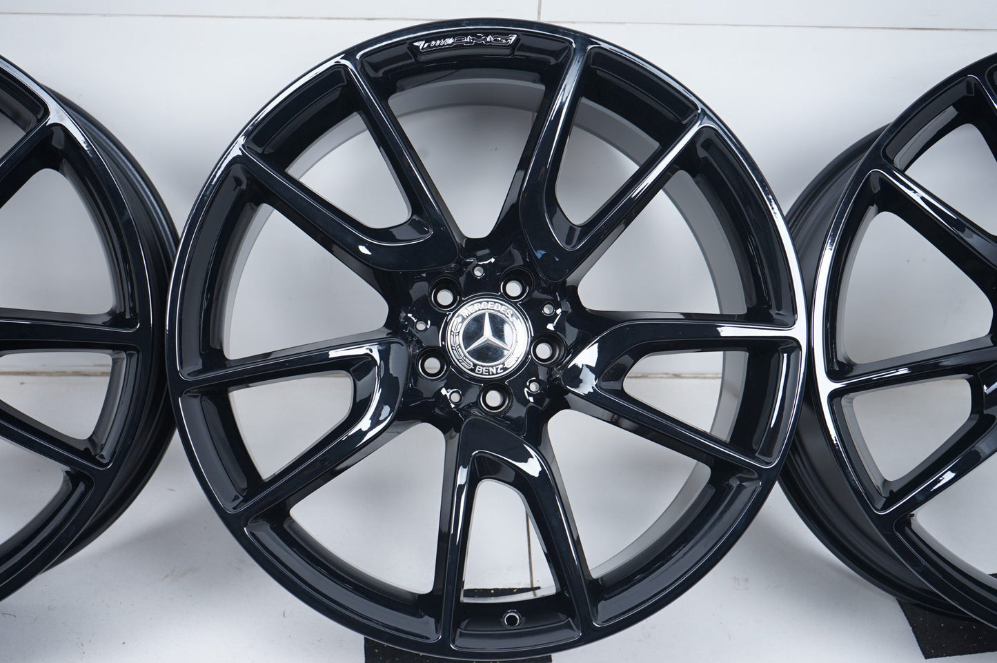 Оригинал като нови Mercedes GLC43 AMG W253 C253 Klasse 21 Zoll  Мерцедес ГЛЦ43 AMG Класа Алуминиеви джанти 21 цола A2534012000 A2534012800