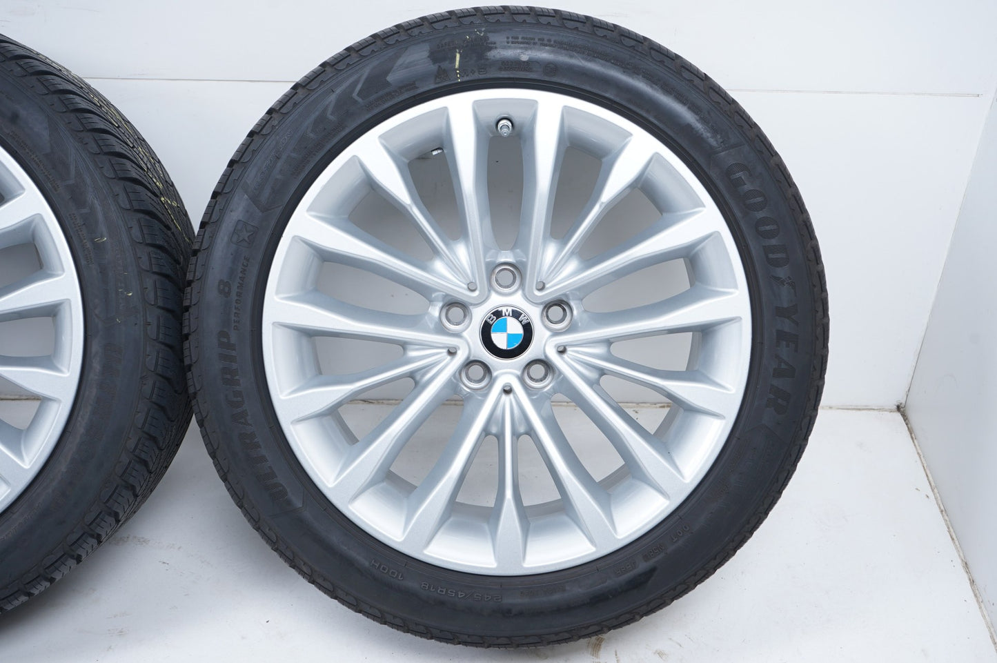 BMW 5er G30 G31 18 Zoll Бмв 5-та серия 18 цола Алуминиеви джанти зимен комплект зимни гуми