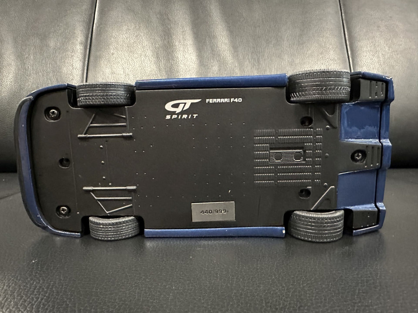 Ferrari F40 1987 blue Limitiert 440/999 1:18 GT Spirit GT914 Ферари Ф40 син Лимитирана