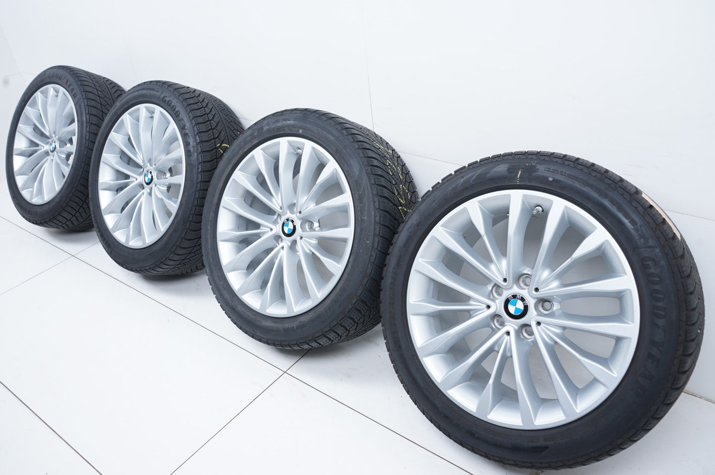 BMW 5er G30 G31 18 Zoll Бмв 5-та серия 18 цола Алуминиеви джанти зимен комплект зимни гуми