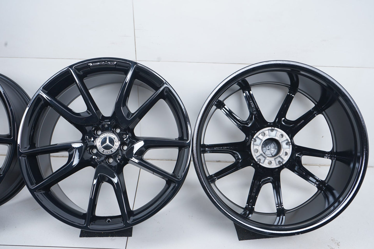 Оригинал като нови Mercedes GLC43 AMG W253 C253 Klasse 21 Zoll  Мерцедес ГЛЦ43 AMG Класа Алуминиеви джанти 21 цола A2534012000 A2534012800