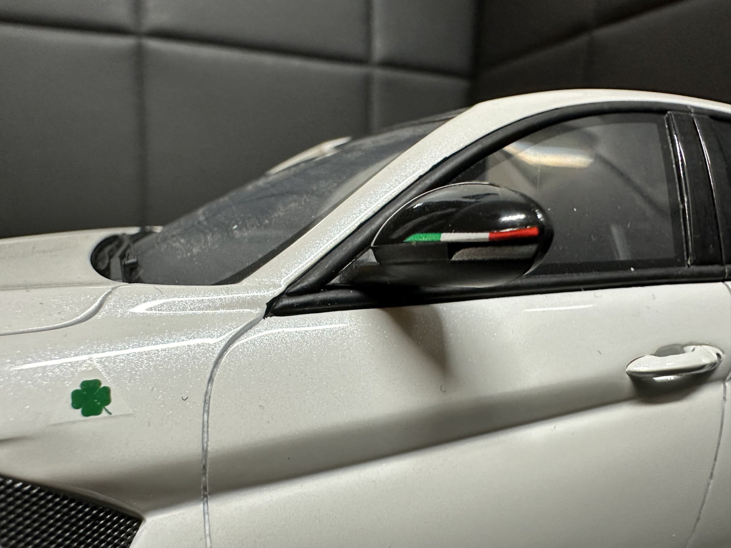 Alfa Romeo Giulia GTAm white Limitiert 330/999 1:18 OTTO OT990 Алфа Ромео Джулиа бял Лимитирана