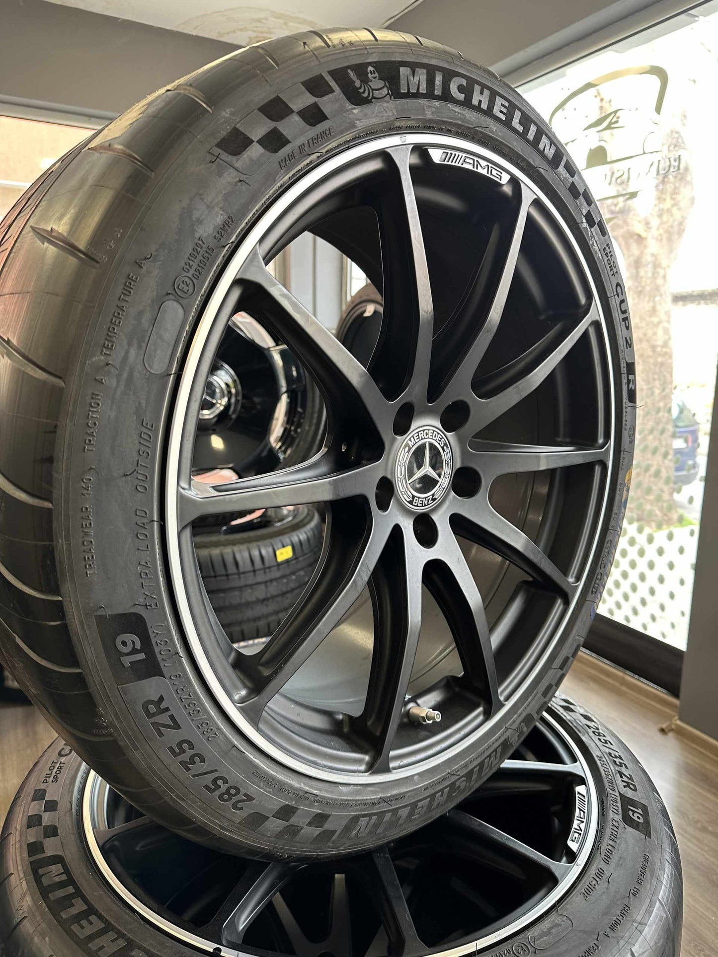 Като Нови Mercedes AMG GT-R GTR Black Series W190 19/20 Zoll Мерцедес 19/20 цола AMG Джанти летен комплект летни гуми