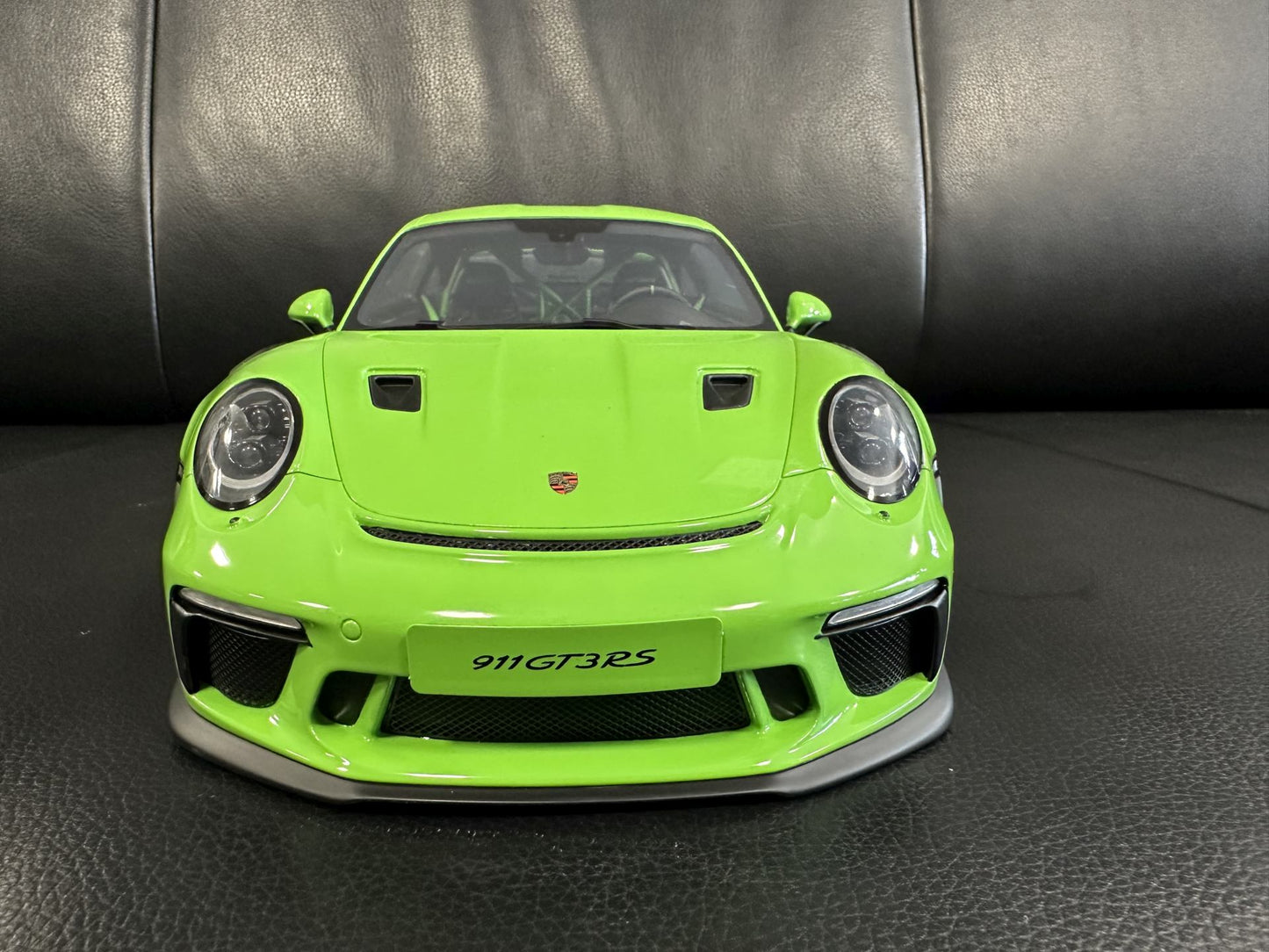 Porsche 911 991.2 GT3 RS Coupe green Limitiert 412/999 1:12 GT Spirit GT917 Порше ГТ3 зелен Лимитирана