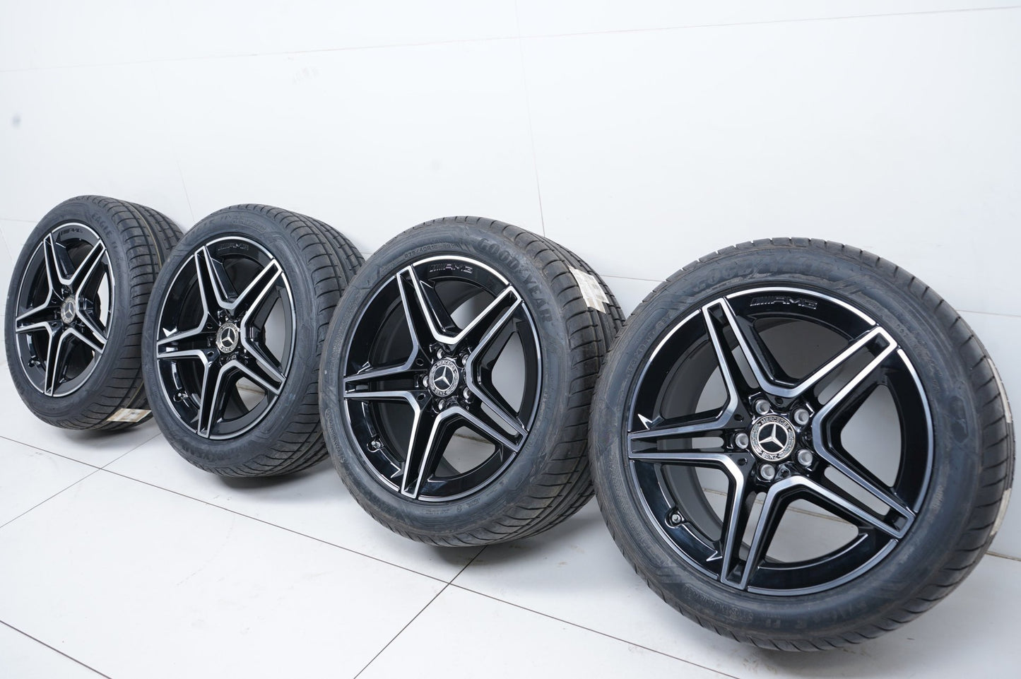Нови Оригинал Mercedes E Klasse 18 Zoll W213 Е класа W213 S213 18 цола AMG джанти летен комплект летни гуми