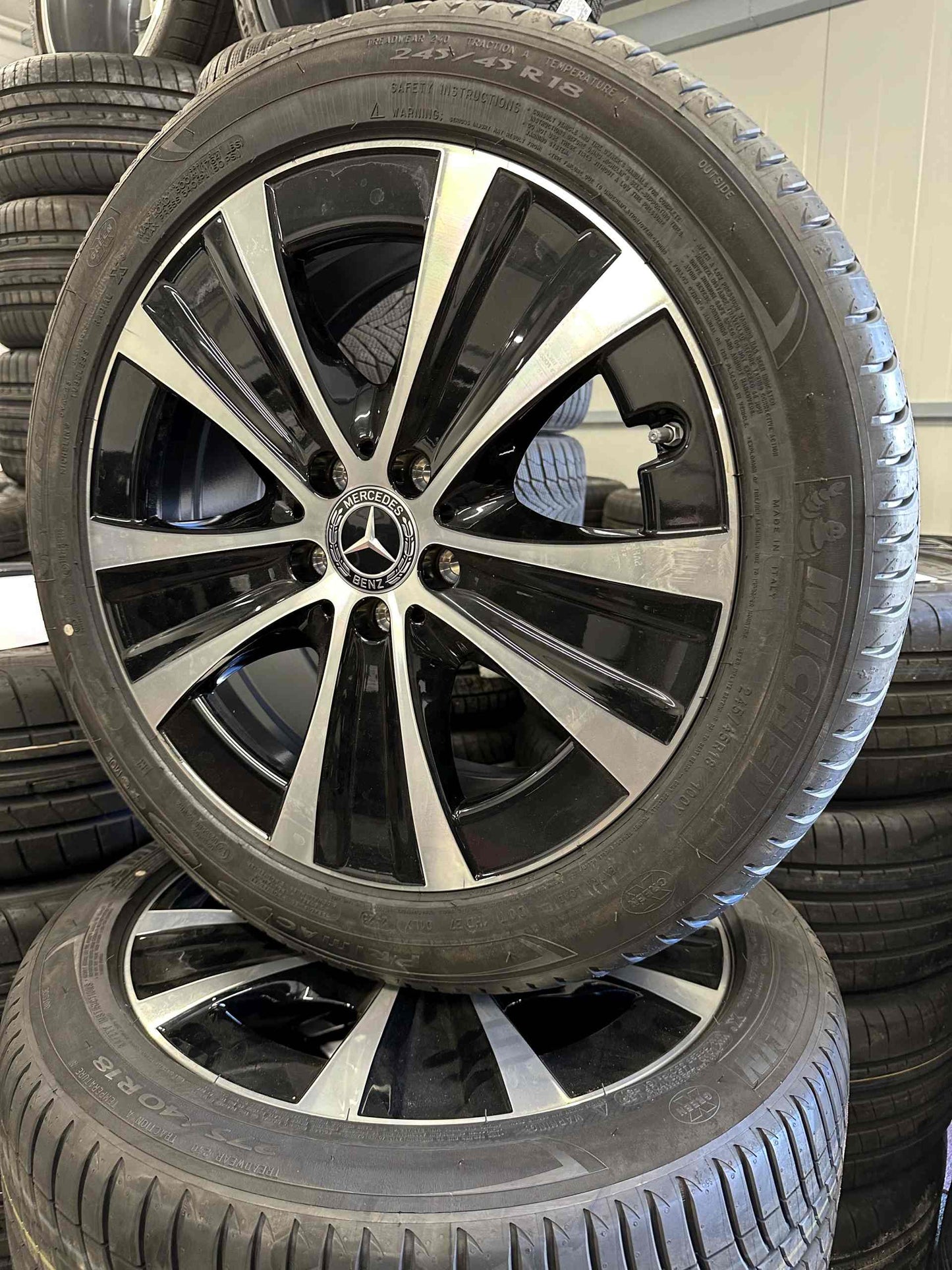 Нови Оригинал Mercedes E Klasse Hybrid 18 Zoll W213 Е класа Хибрид W213 18 цола джанти летен комплект летни гуми