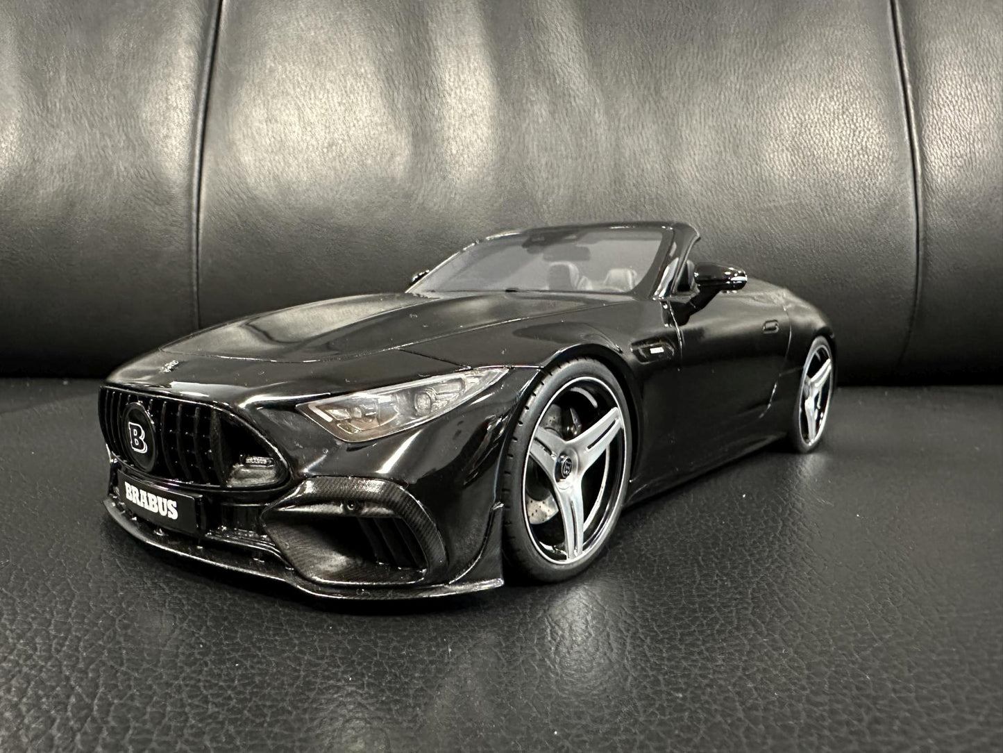 Mercedes Benz 600SL Brabus 750 BODO Buschmann Edition 2023 black Limitiert 570/999 1:18 GT Spirit GT503 Мерцедес Бенц Брабус 600СЛ черен Лимитирана