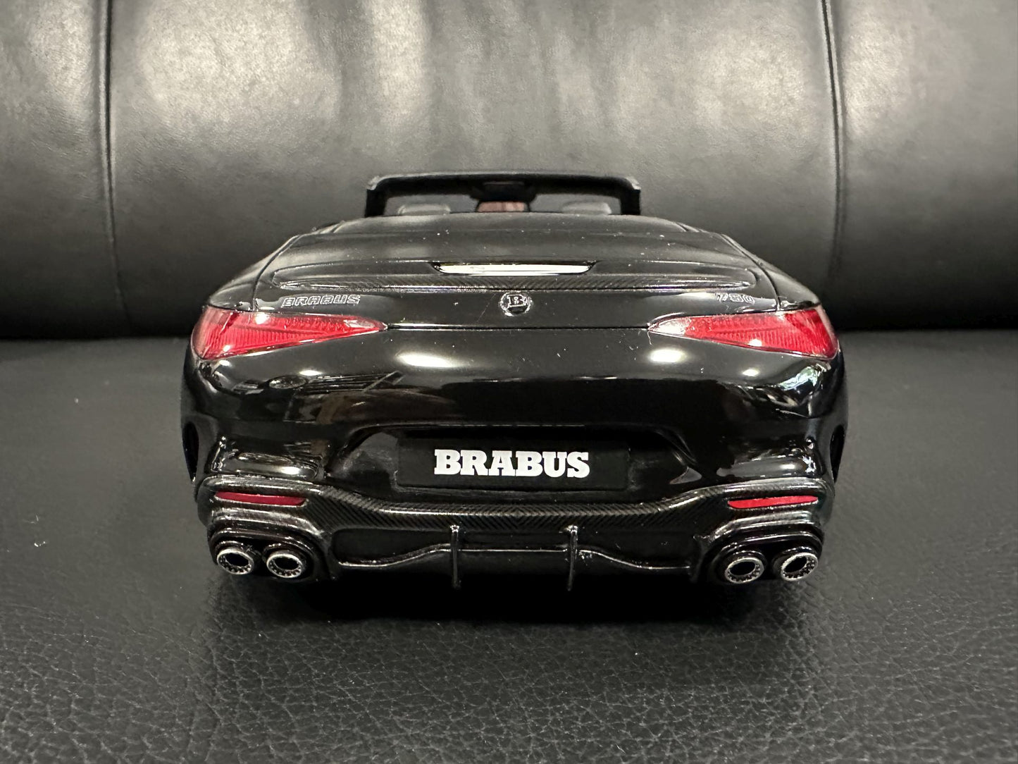 Mercedes Benz 600SL Brabus 750 BODO Buschmann Edition 2023 black Limitiert 570/999 1:18 GT Spirit GT503 Мерцедес Бенц Брабус 600СЛ черен Лимитирана