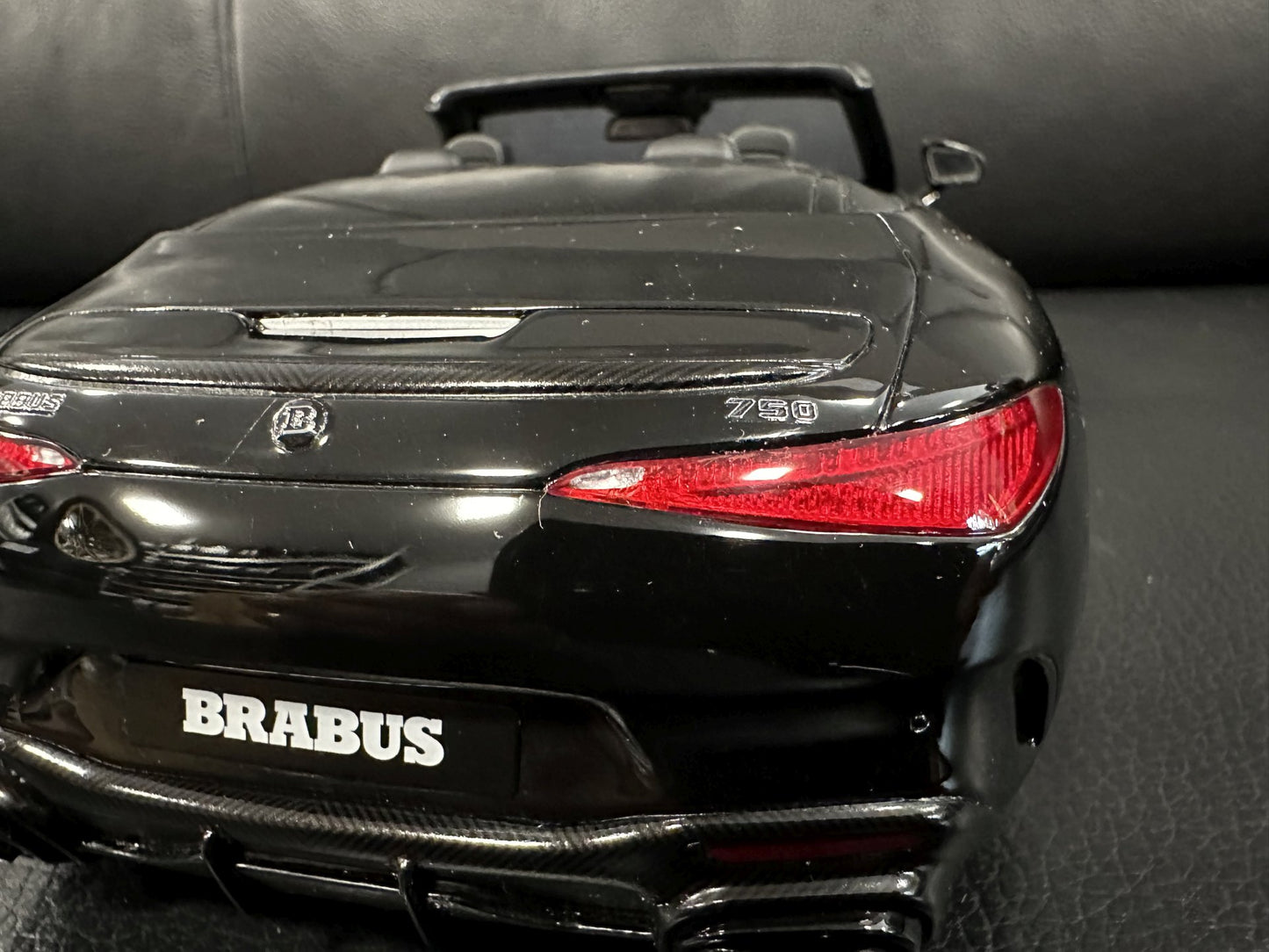 Mercedes Benz 600SL Brabus 750 BODO Buschmann Edition 2023 black Limitiert 570/999 1:18 GT Spirit GT503 Мерцедес Бенц Брабус 600СЛ черен Лимитирана