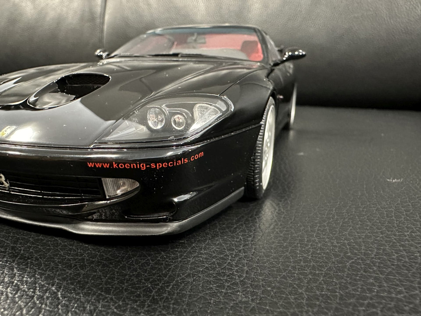 Ferrari 550 Koenig Special Nero black Limitiert 614/999 1:18 GT Spirit GT336 Ферари 550 черен Лимитирана