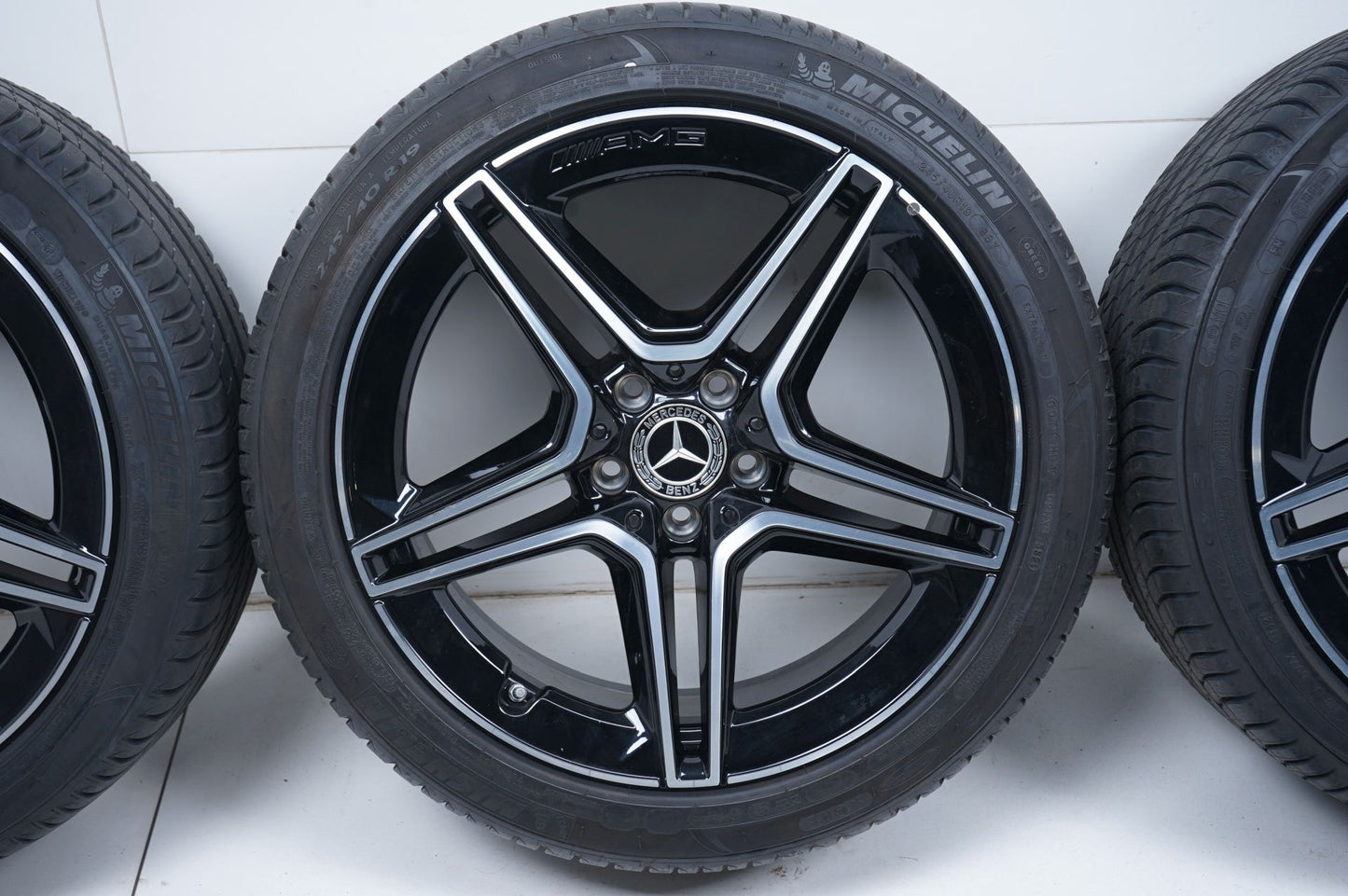 Mercedes Cls klasse W257 19 Zoll AMG Цлс класа 19 цола AMG джанти летен комплект летни гуми