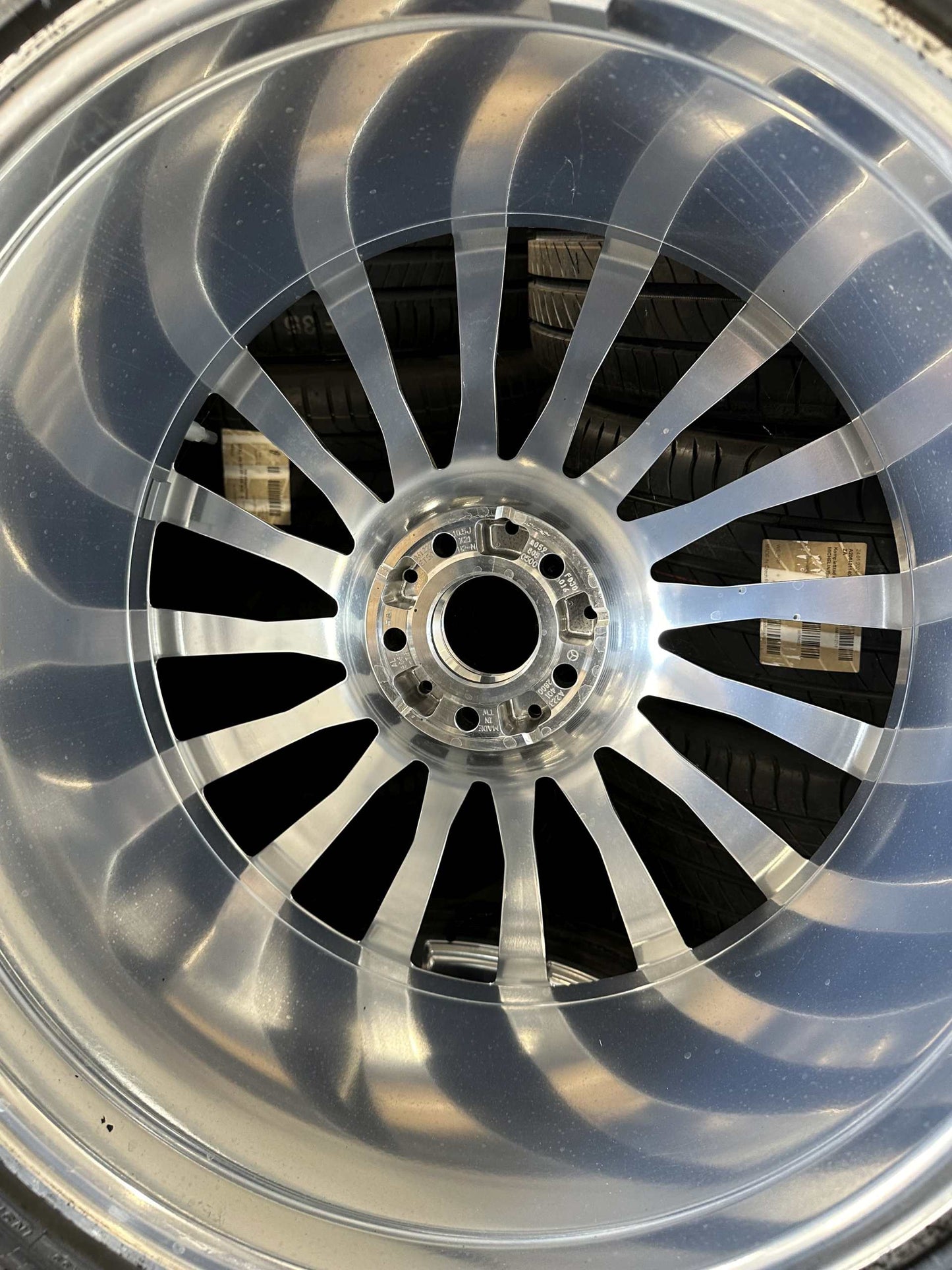 Оригинал Mercedes S63 AMG W223 V223 Chrom 21 Zoll Мерцедес С63 AMG W223 V223 21 цола AMG Хром джанти летен комплект летни гуми