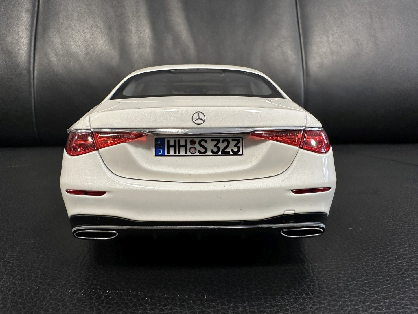 Mercedes Benz S Klasse W223 white limitiert 500 pcs 1:18 NOREV 183801 Мерцедес Бенц С Класа бял Лимитирана 500 бройки