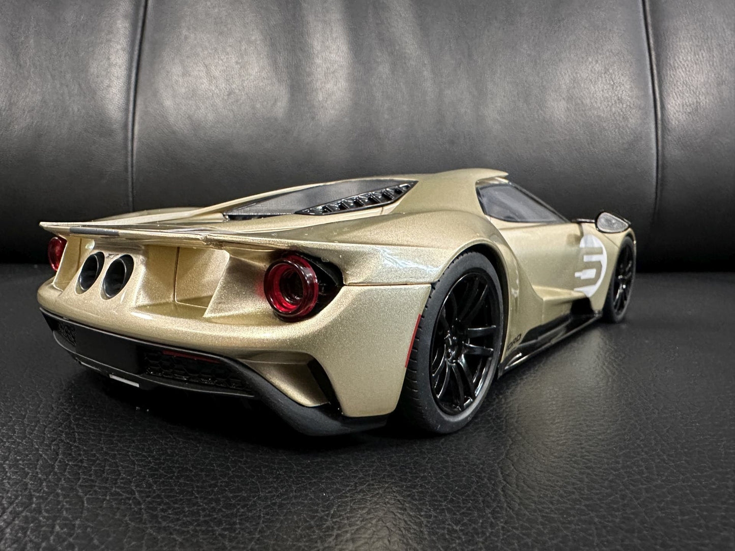 Ford GT Heritage Edition Holman Moody bronze Limitiert 280/500 1:18 GT Spirit GT882 Форд ГТ Лимитирана
