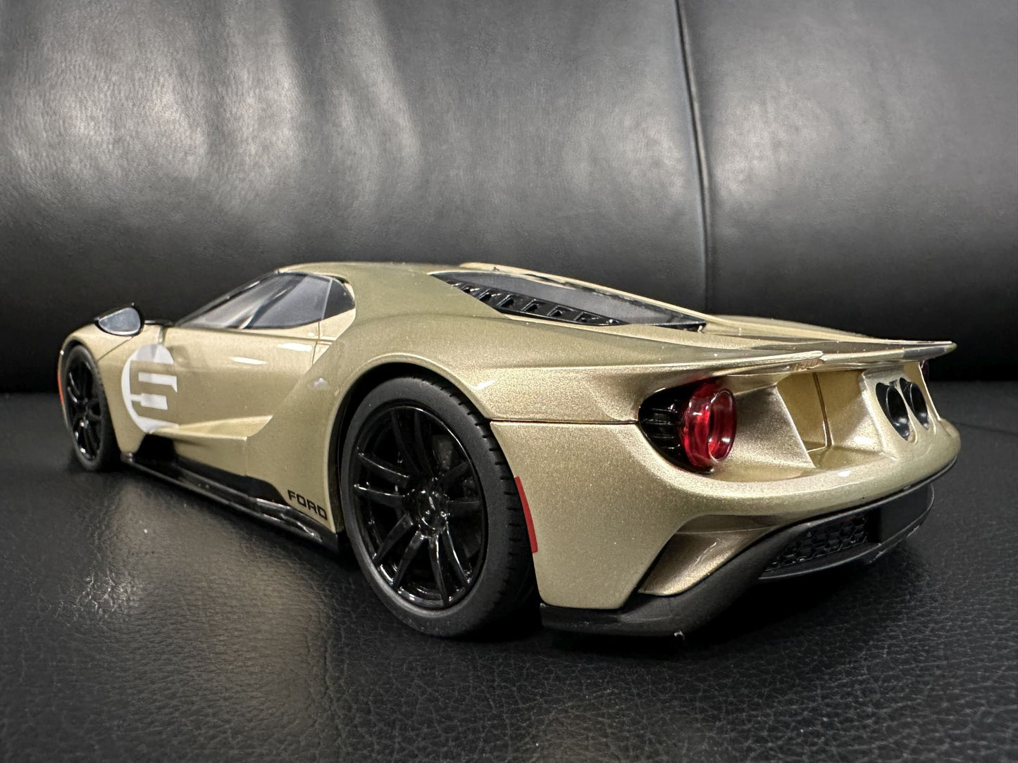 Ford GT Heritage Edition Holman Moody bronze Limitiert 280/500 1:18 GT Spirit GT882 Форд ГТ Лимитирана