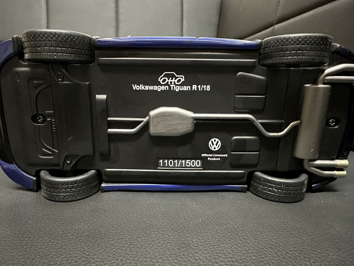 Volkswagen Tiguan R blue Limitiert 1101/1500 1:18 OTTO OT423 Фолксваген Тигуан Р син Лимитирана
