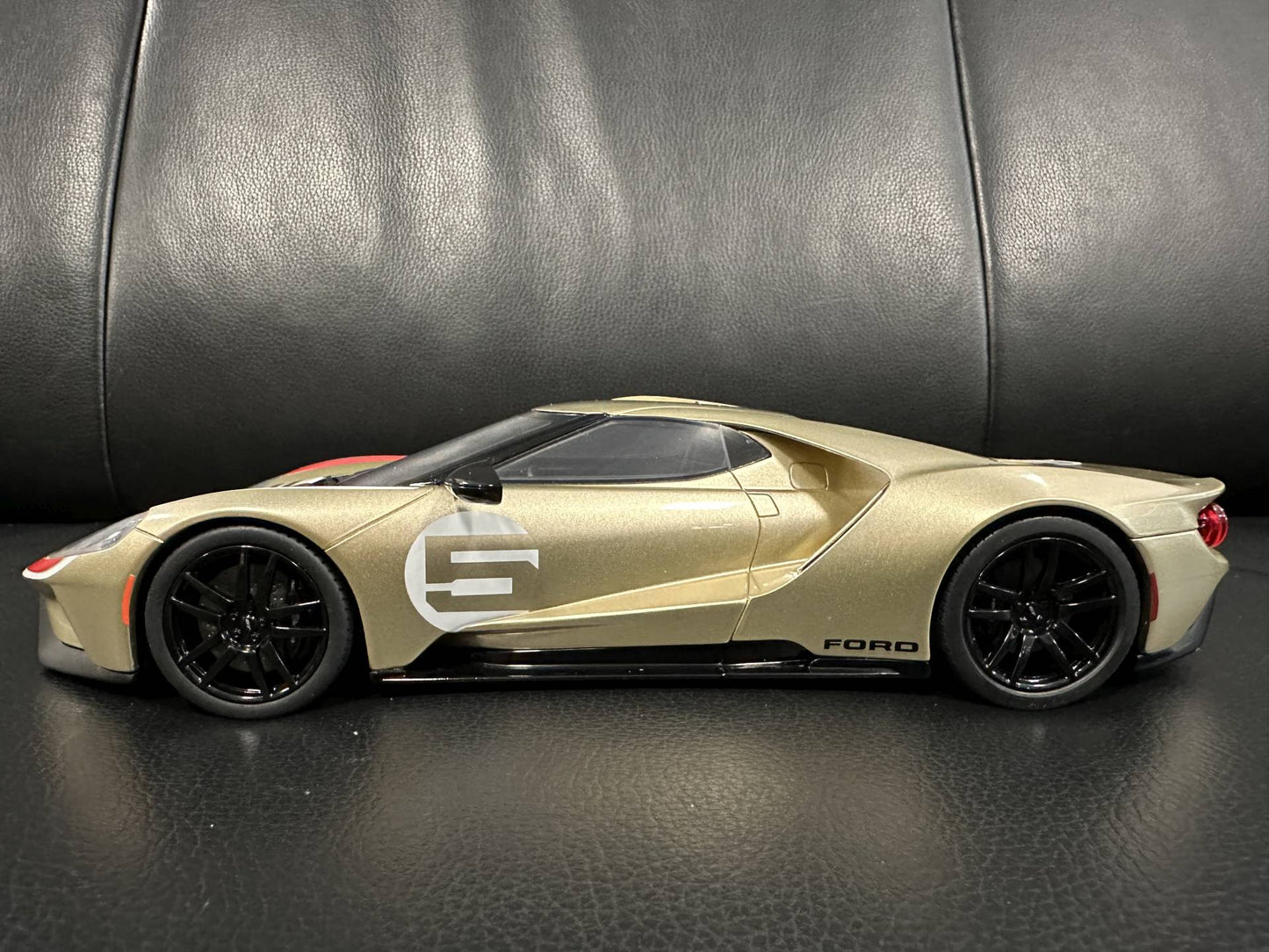 Ford GT Heritage Edition Holman Moody bronze Limitiert 280/500 1:18 GT Spirit GT882 Форд ГТ Лимитирана