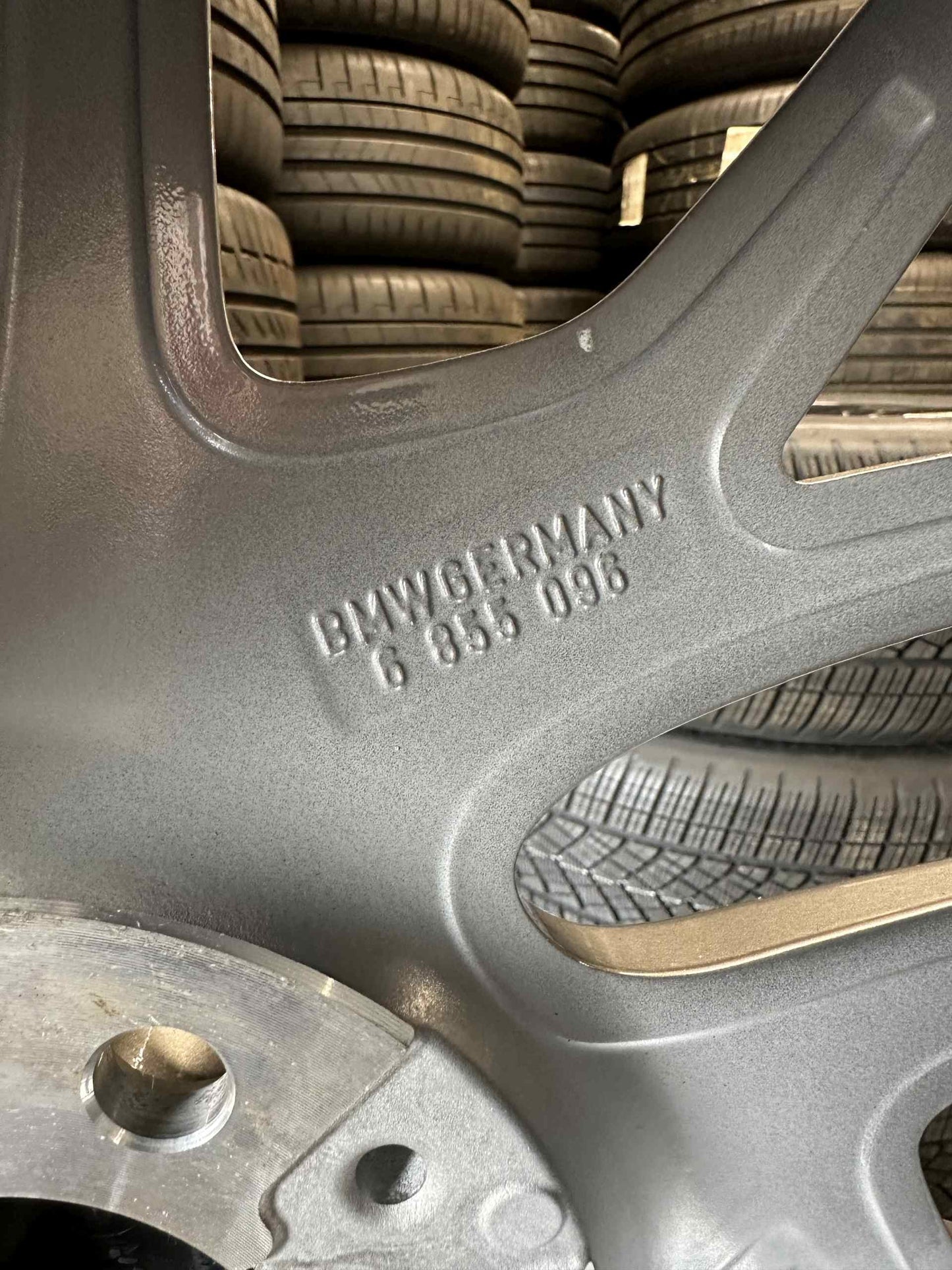 Нови BMW 1er 2er серия F40 F44 19 Zoll 487 Бмв 1-ва 2-ра серия Ф40 Ф44 19 цола 487 летен комплект летни гуми