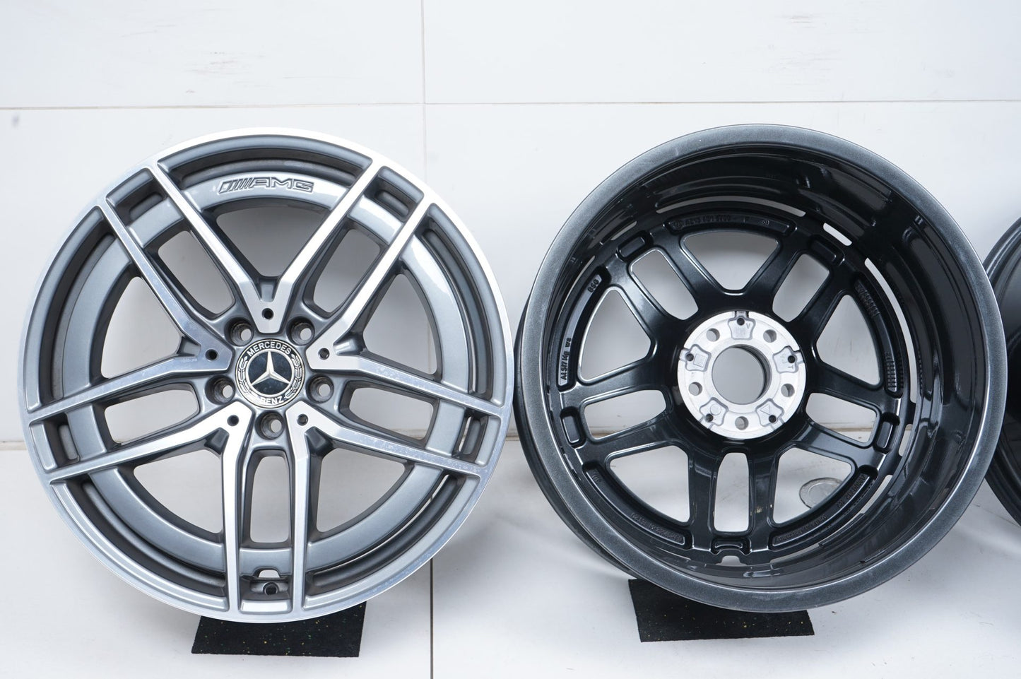 Оригинални Mercedes E43 E53 AMG Klasse W213 AMG 19 Zoll Мерцедес Е43 Е53 AMG Класа W213 Алуминиеви джанти 19 цола A2134016700 A2134016800