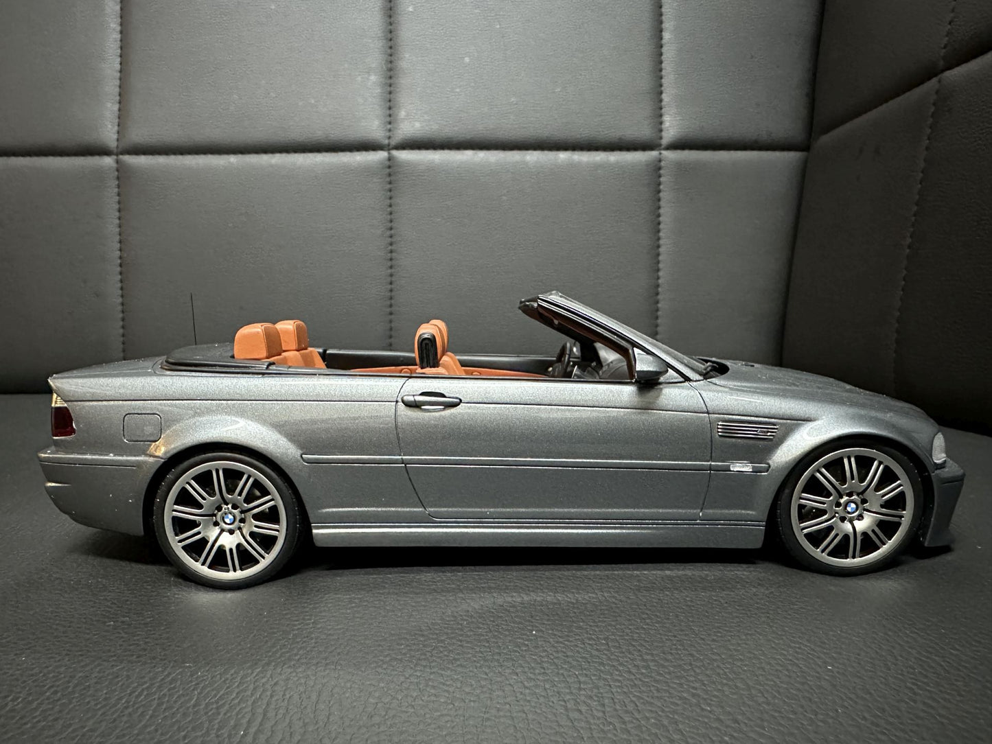 Bmw M3 E46 Cabrio grey Limitiert 457/2000 1:18 OTTO OT1006 Бмв M3 Е46 Кабрио сив Лимитирана