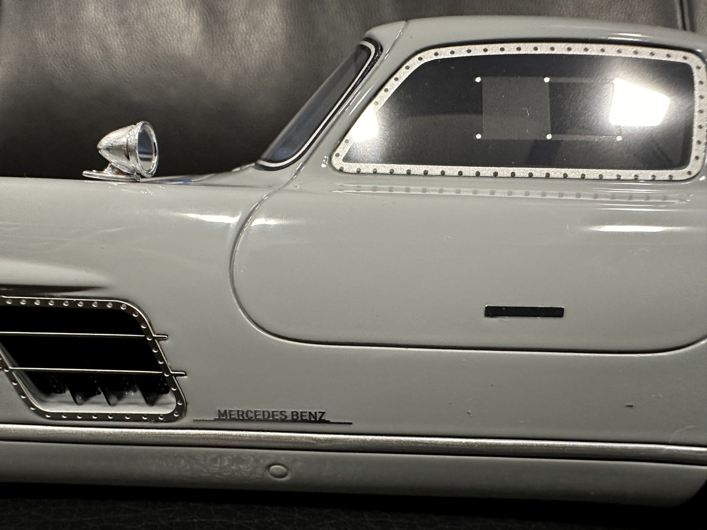 Mercedes Benz 300SL S-Klub Gullwing grey Limitiert 999pcs 1:18 GT Spirit GT418 Мерцедес Бенц 300СЛ сив Лимитирана