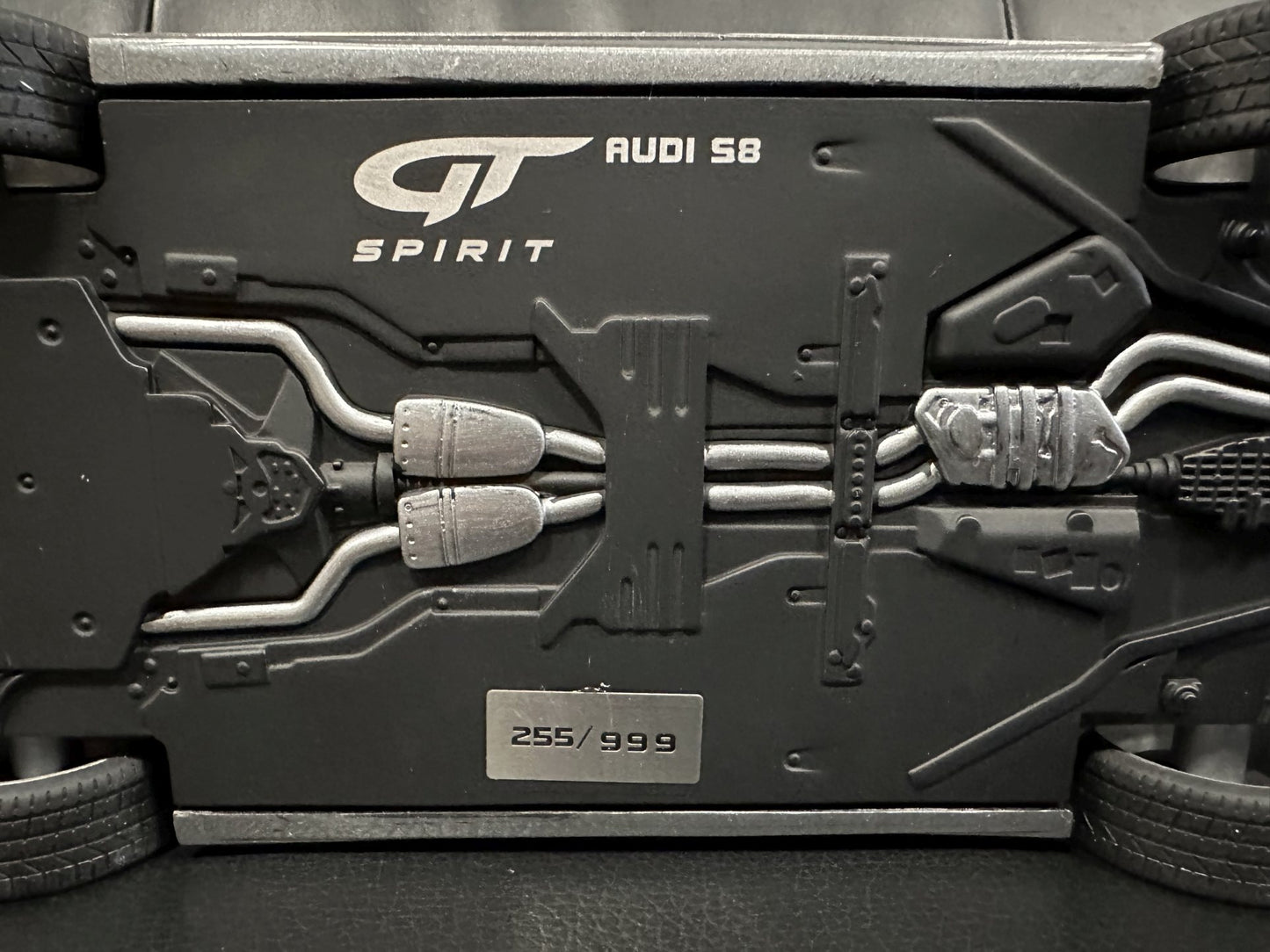 Audi S8 daytona grey Limitiert 255/999 1:18 GT Spirit GT856 Ауди С8 Лимитирана сив