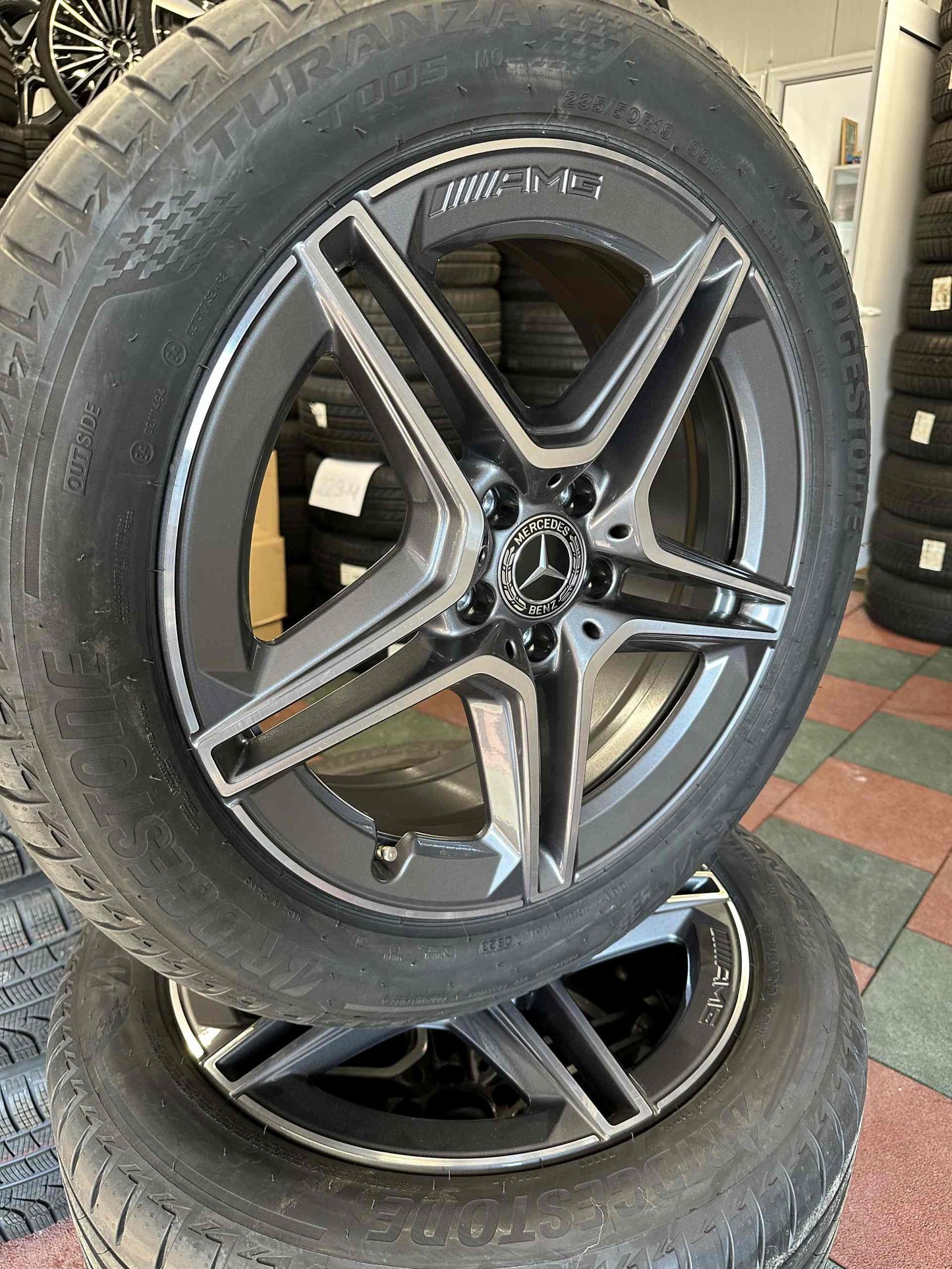 Като нови Mercedes GLA GLB H247 X247 AMG 19 Zoll Мерцедес ГЛА ГЛБ 19 цола AMG алуминиеви джанти летен комплект летни гуми