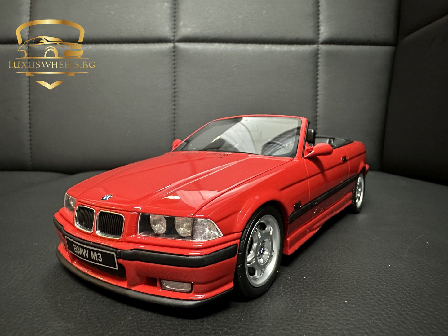 Bmw M3 E36 Cabrio red Limitiert 173/2500 1:18 OTTO OT1048 Бмв M3 Е36 червен Кабрио Лимитирана