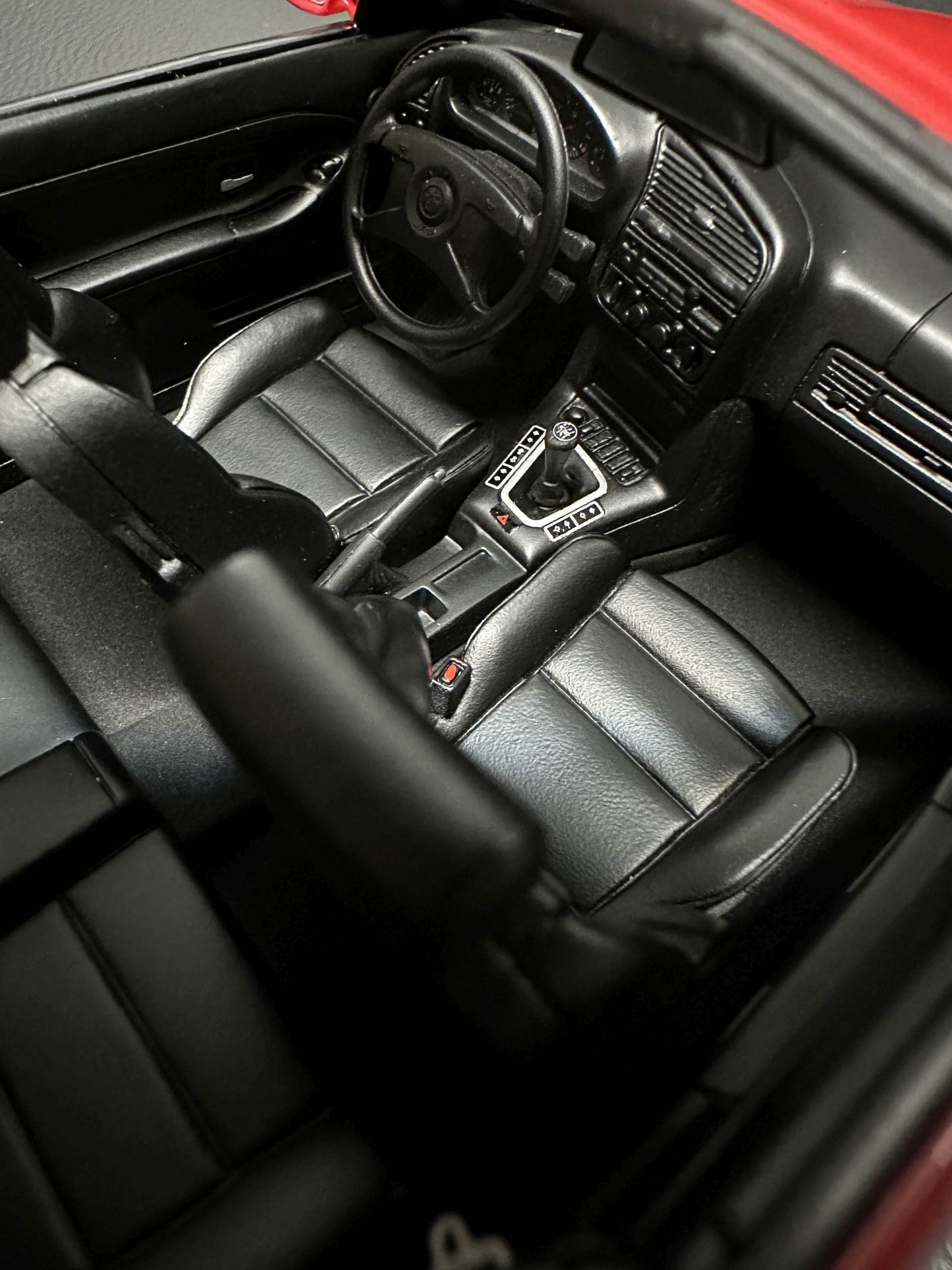 Bmw M3 E36 Cabrio red Limitiert 173/2500 1:18 OTTO OT1048 Бмв M3 Е36 червен Кабрио Лимитирана